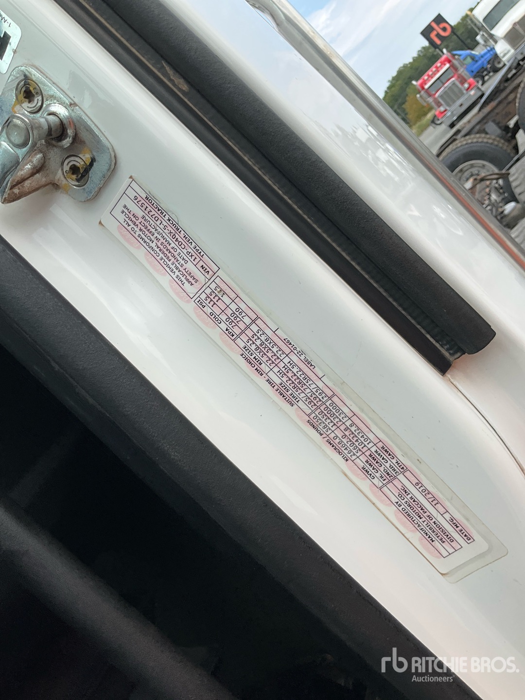 2020 Peterbilt 567