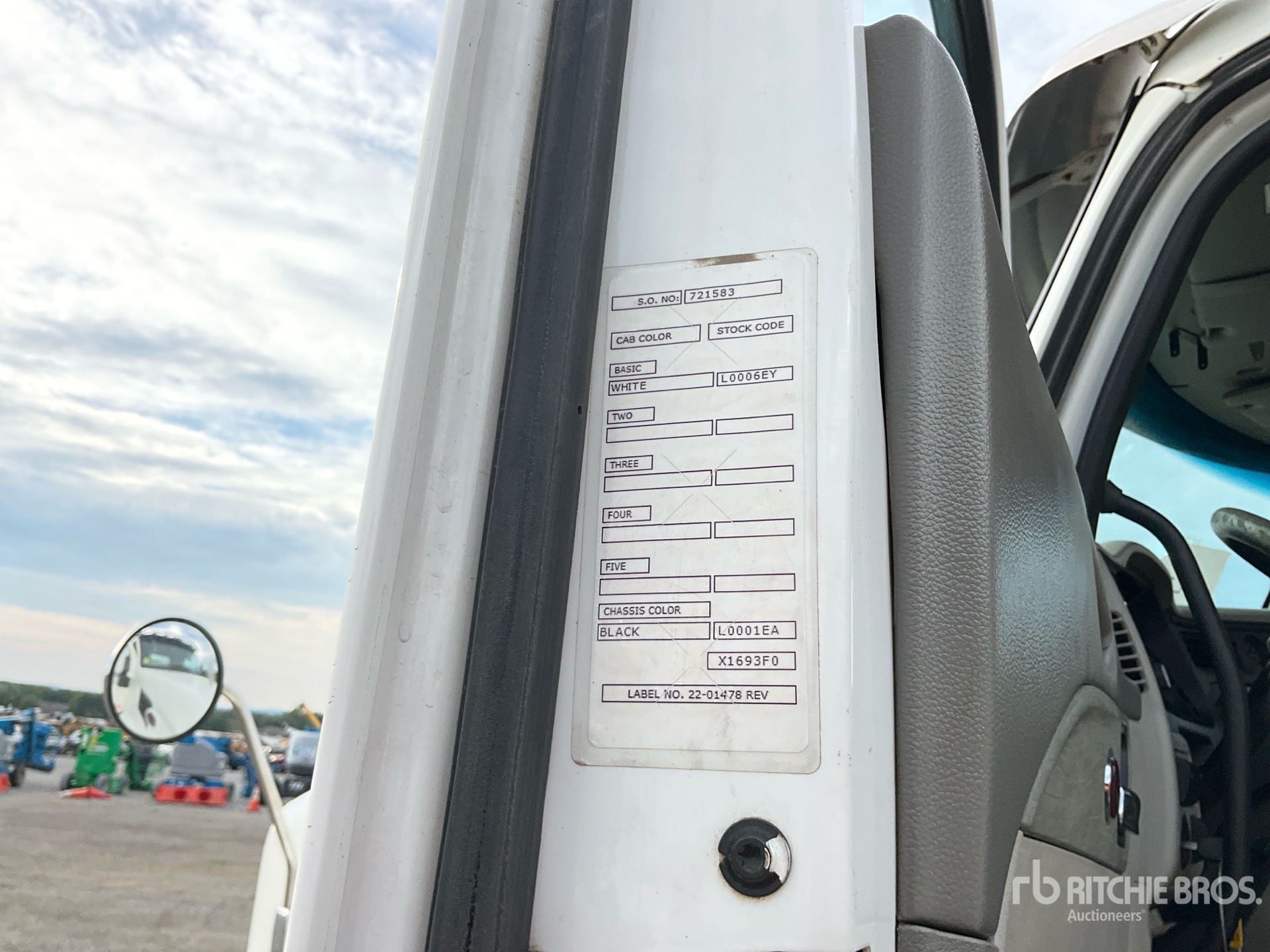 2020 Peterbilt 567