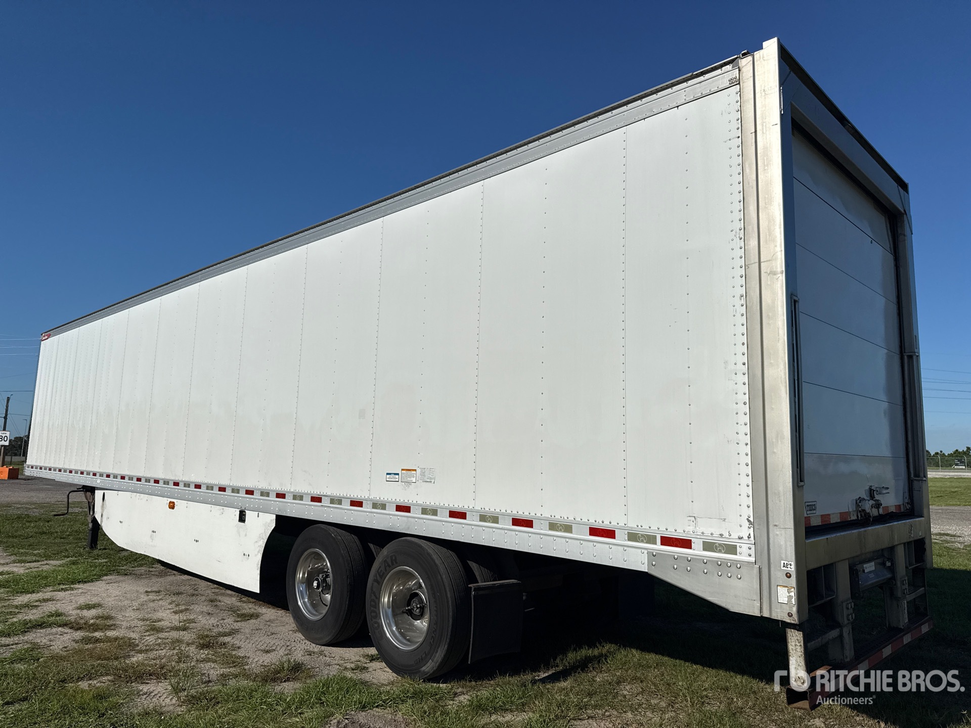 2015 Great Dane ECL-1114-32048