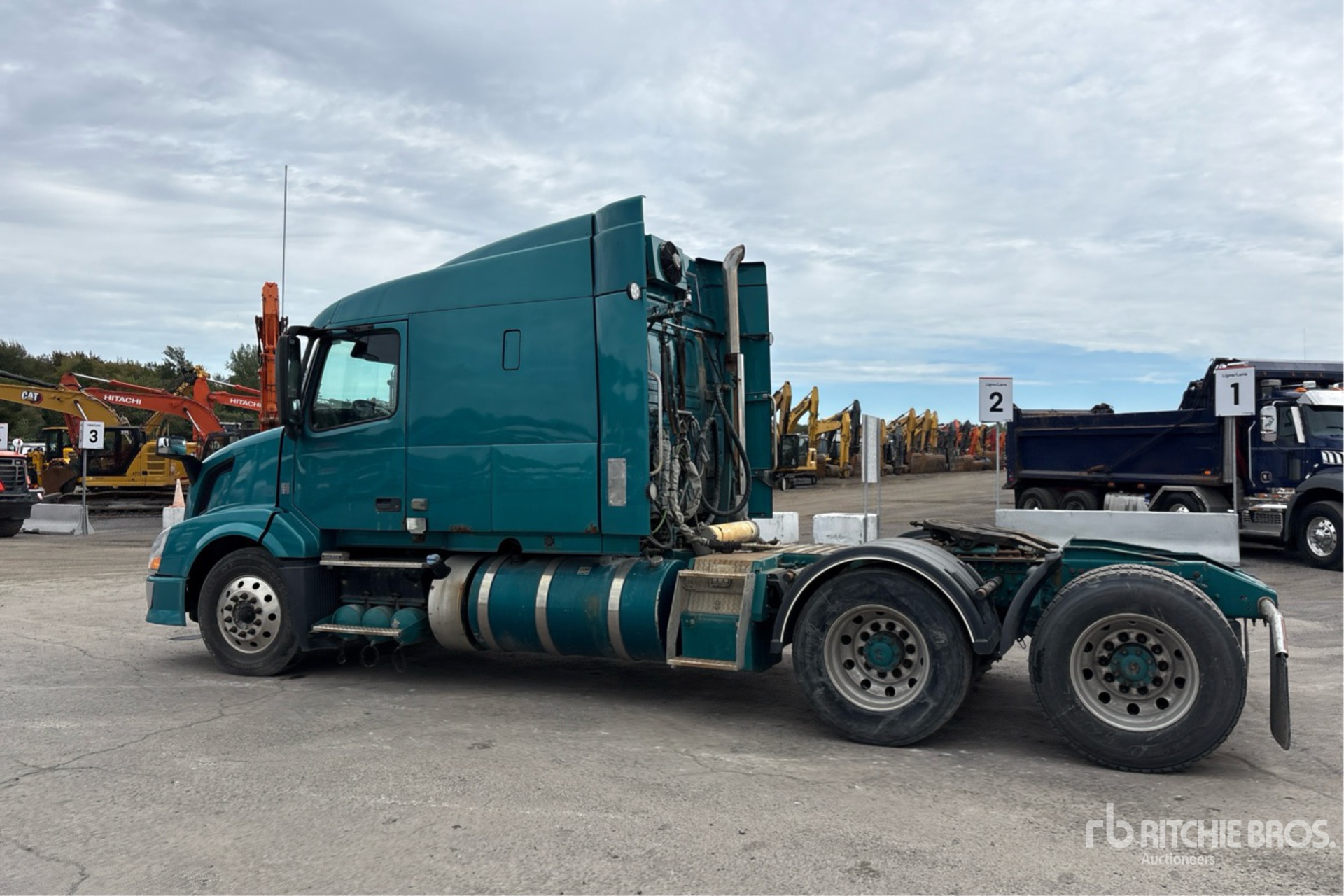 2014 Volvo VNL630