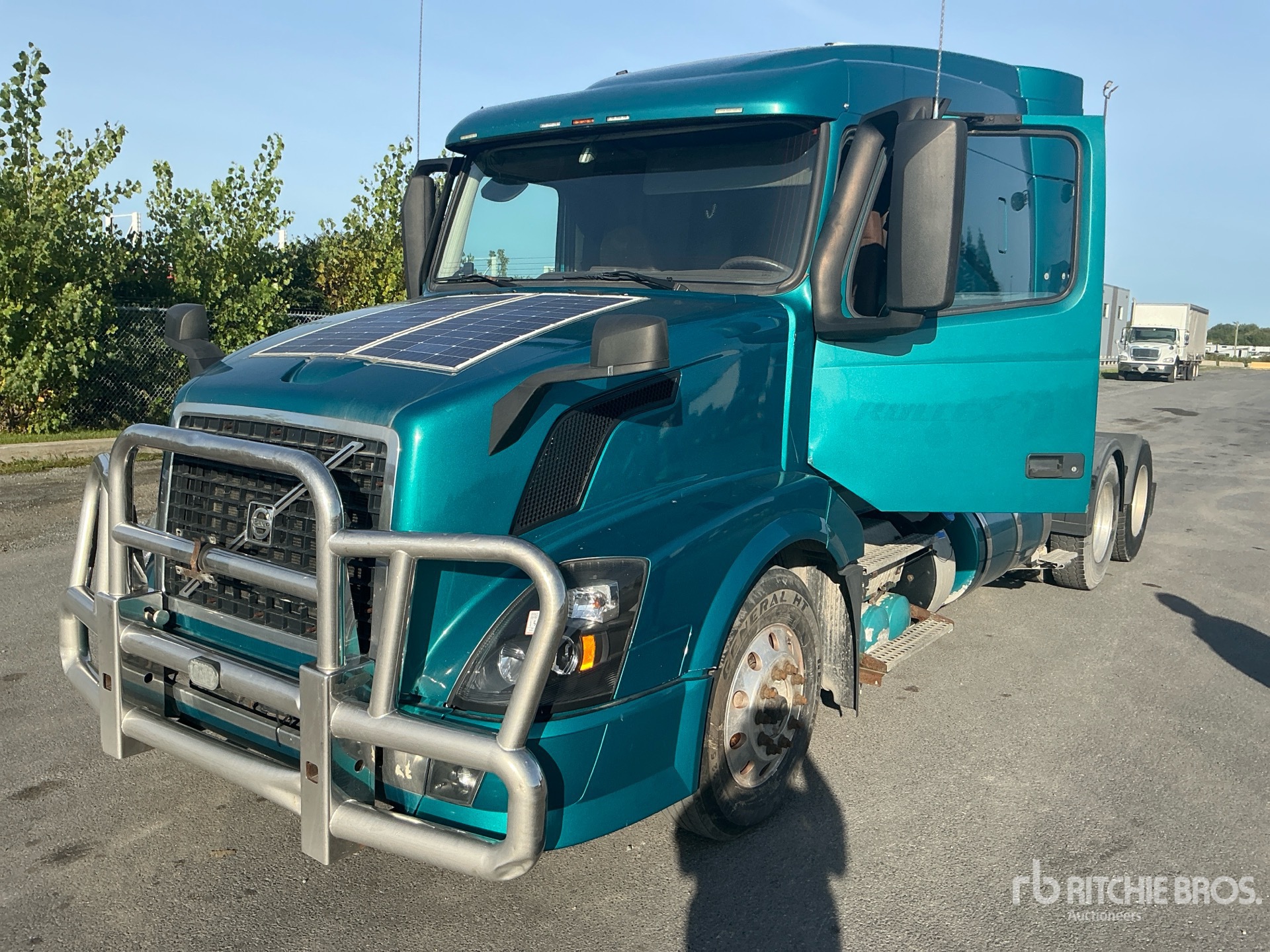 2015 Volvo VNL630
