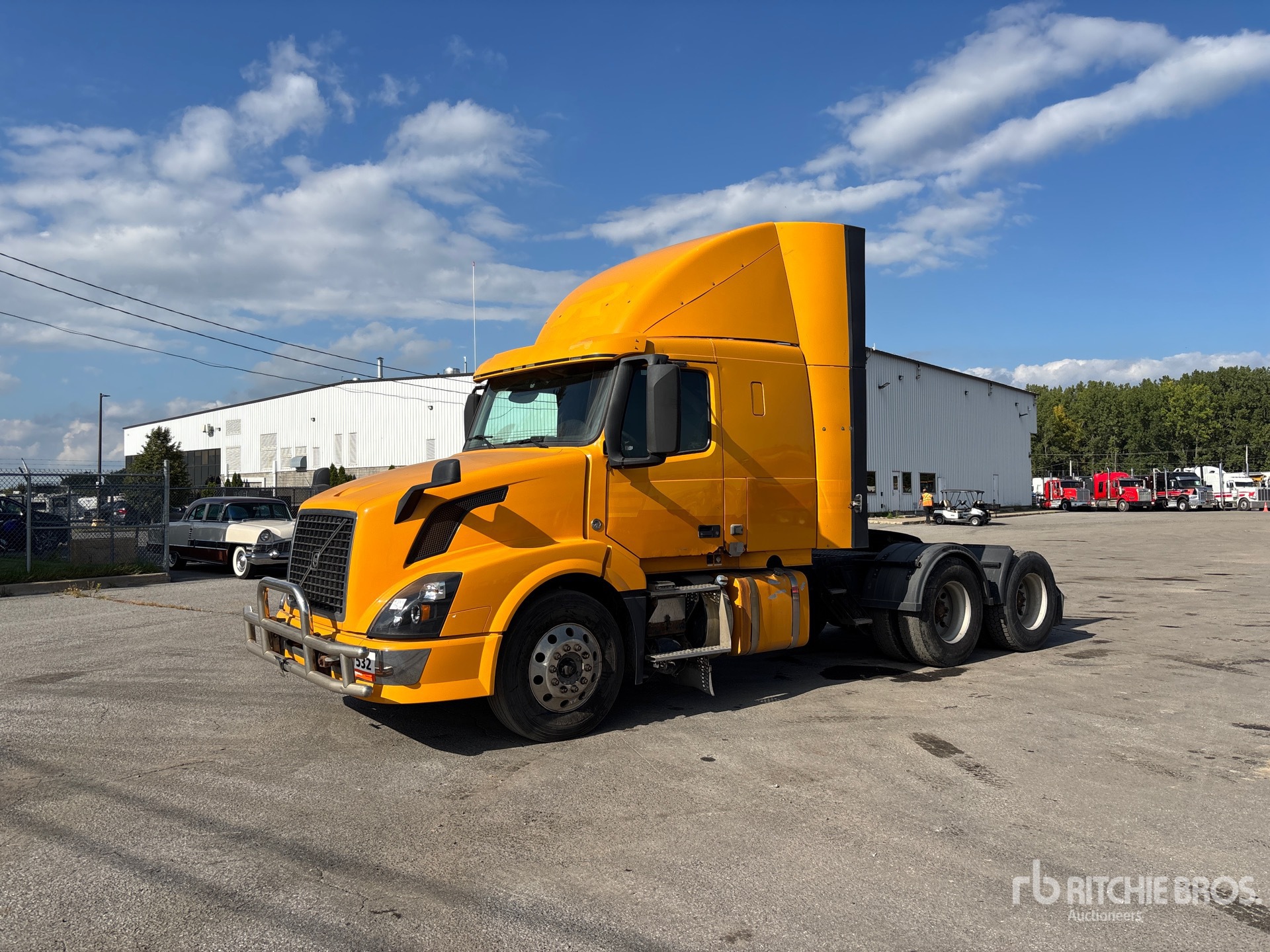 2013 Volvo VNL 64T 430