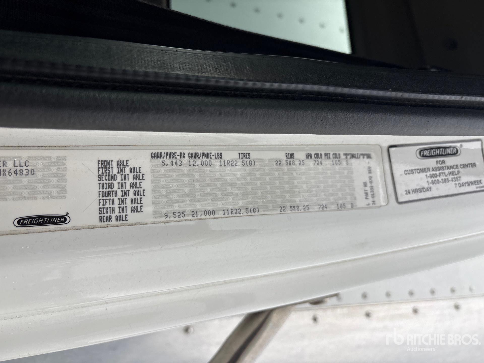 2007 Freightliner M2 106