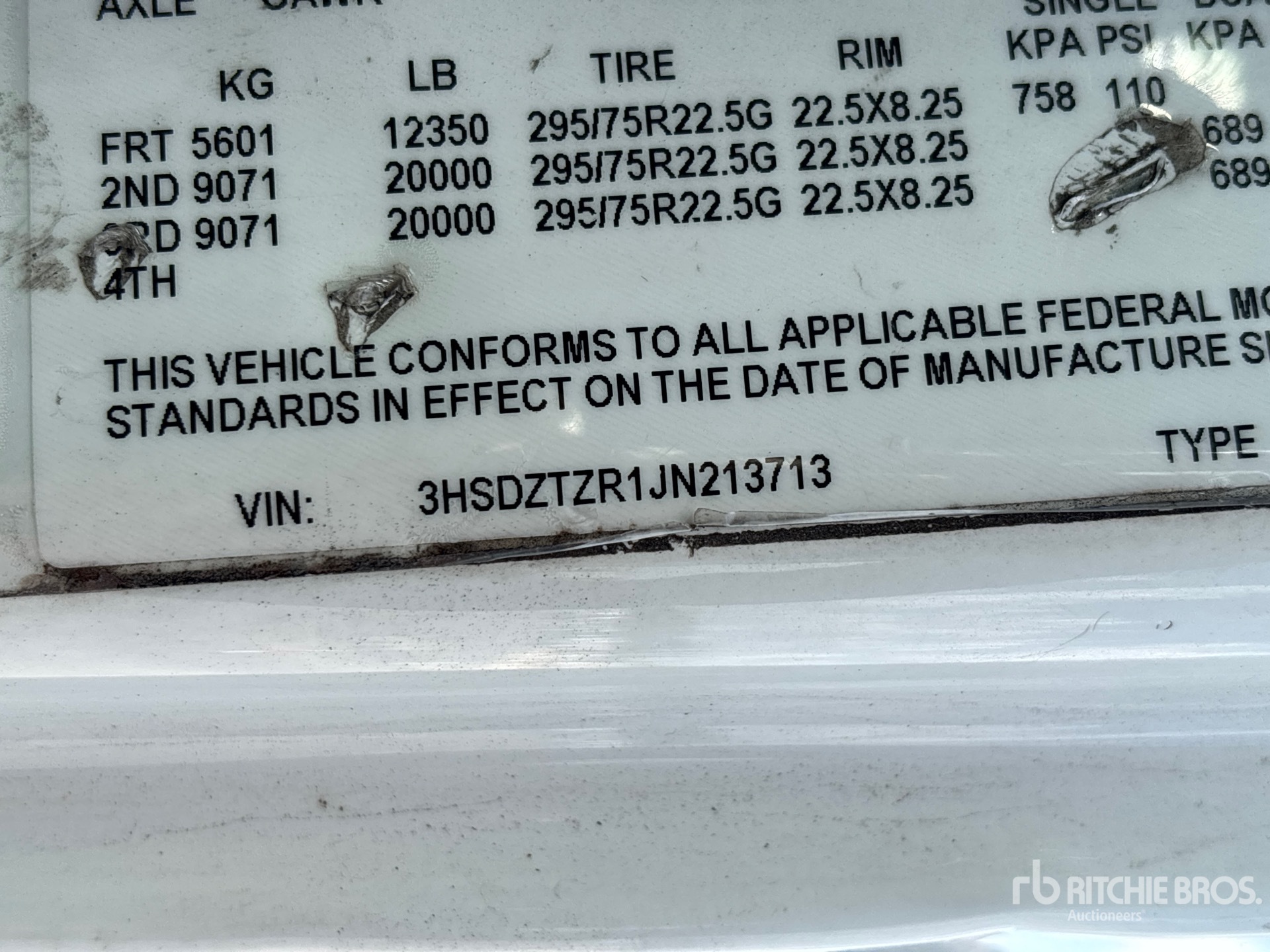 2018 International LT625