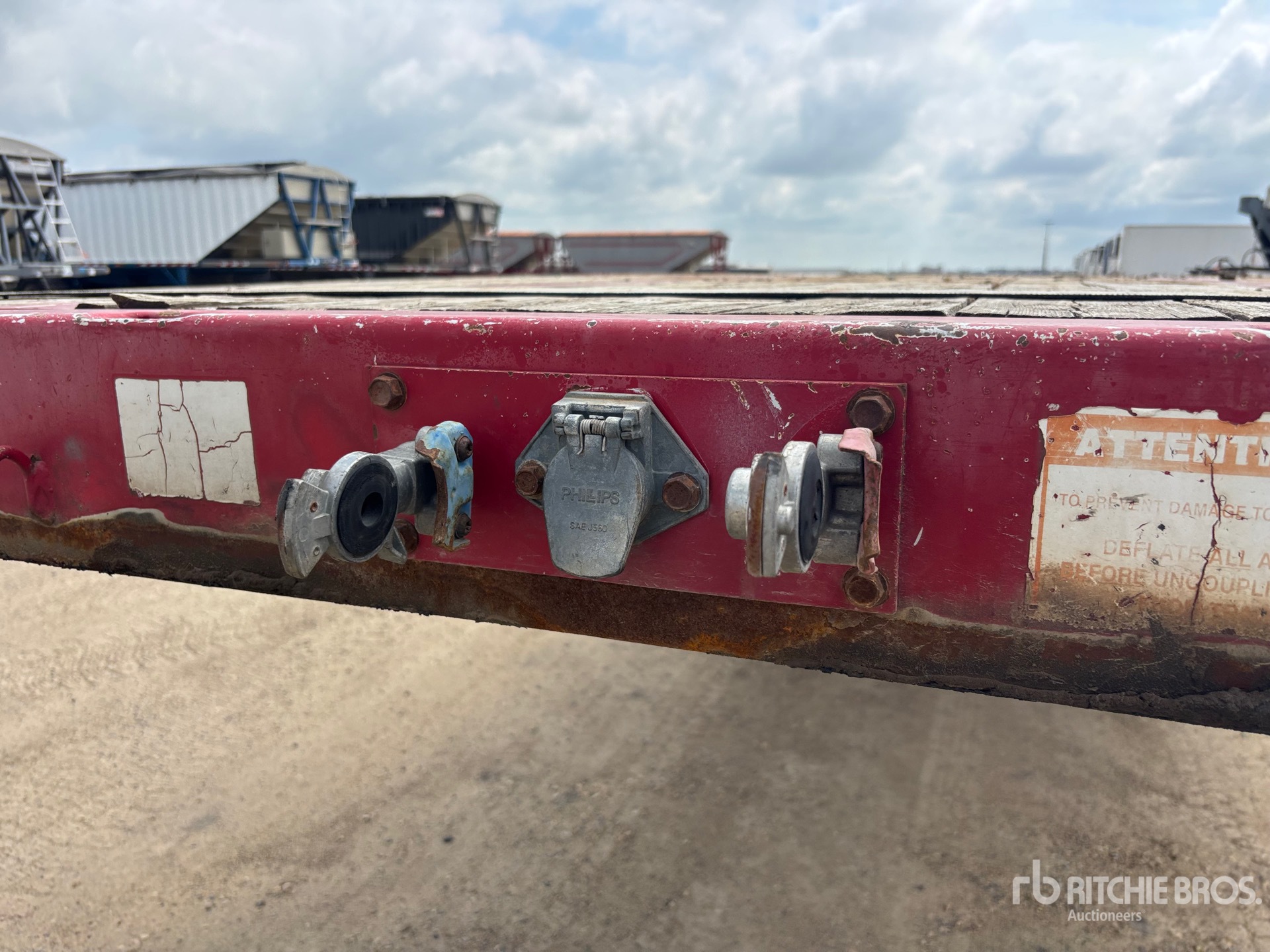 2007 Doepker 32 FT SUPER B-TRAIN LEAD