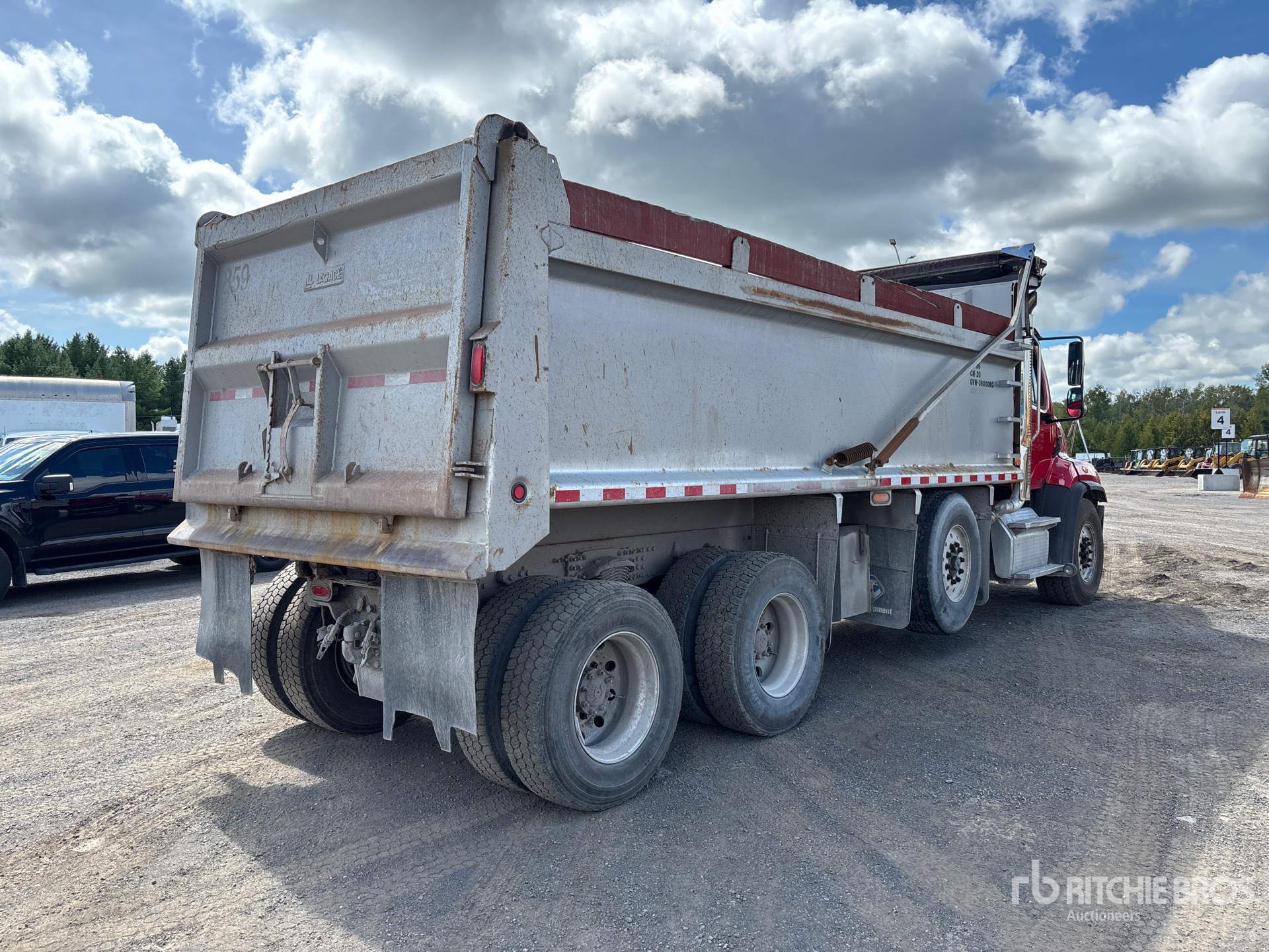 2015 Freightliner 114SD