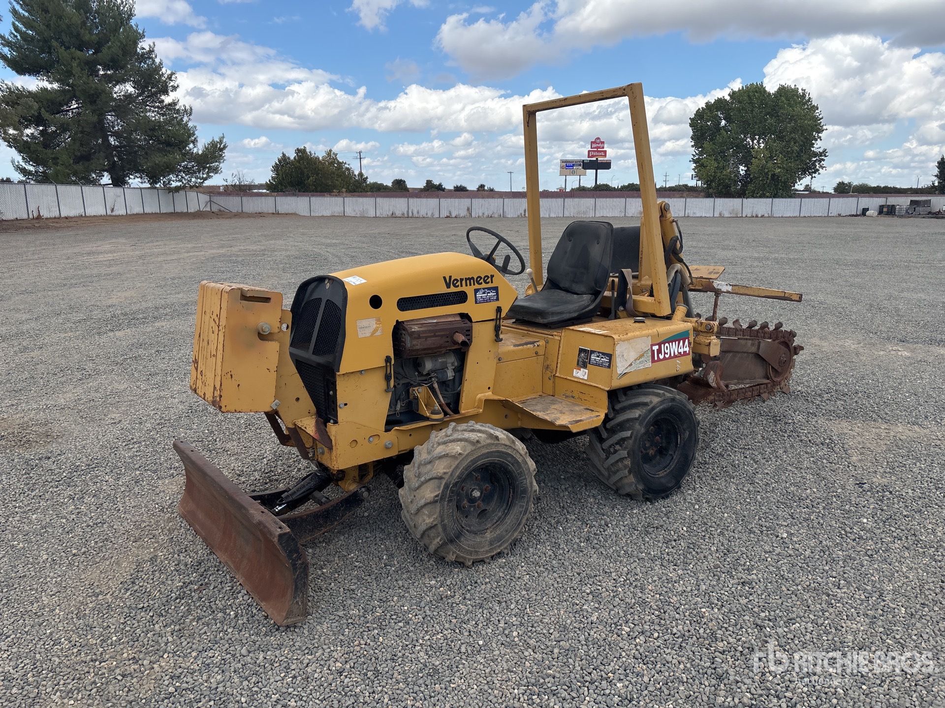 Photo of 2005 Vermeer RT450