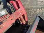 Hydraulics with Bucket Tilt Cylinders