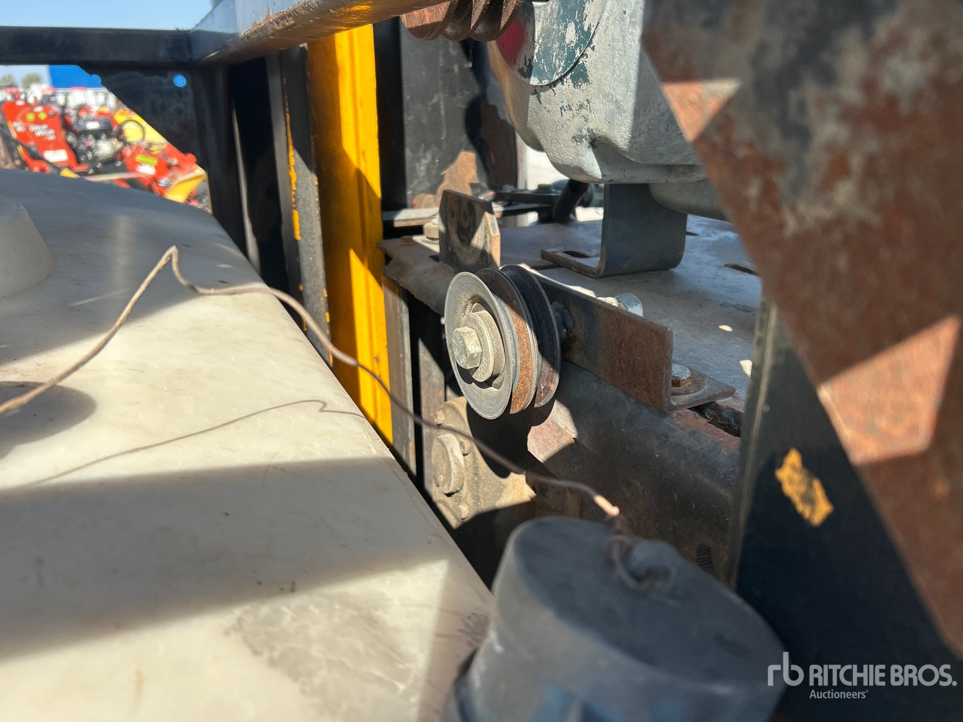 2001 Vermeer VAC-TRON