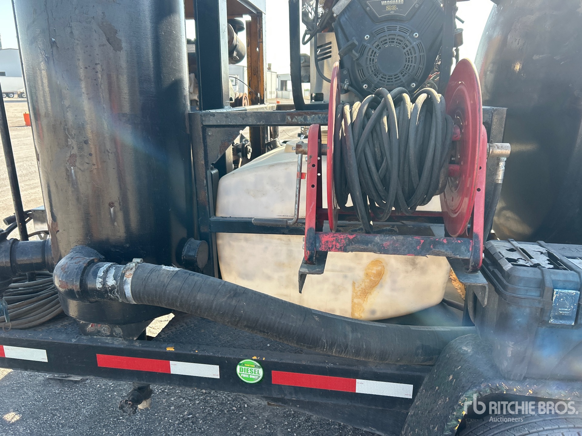 2001 Vermeer VAC-TRON