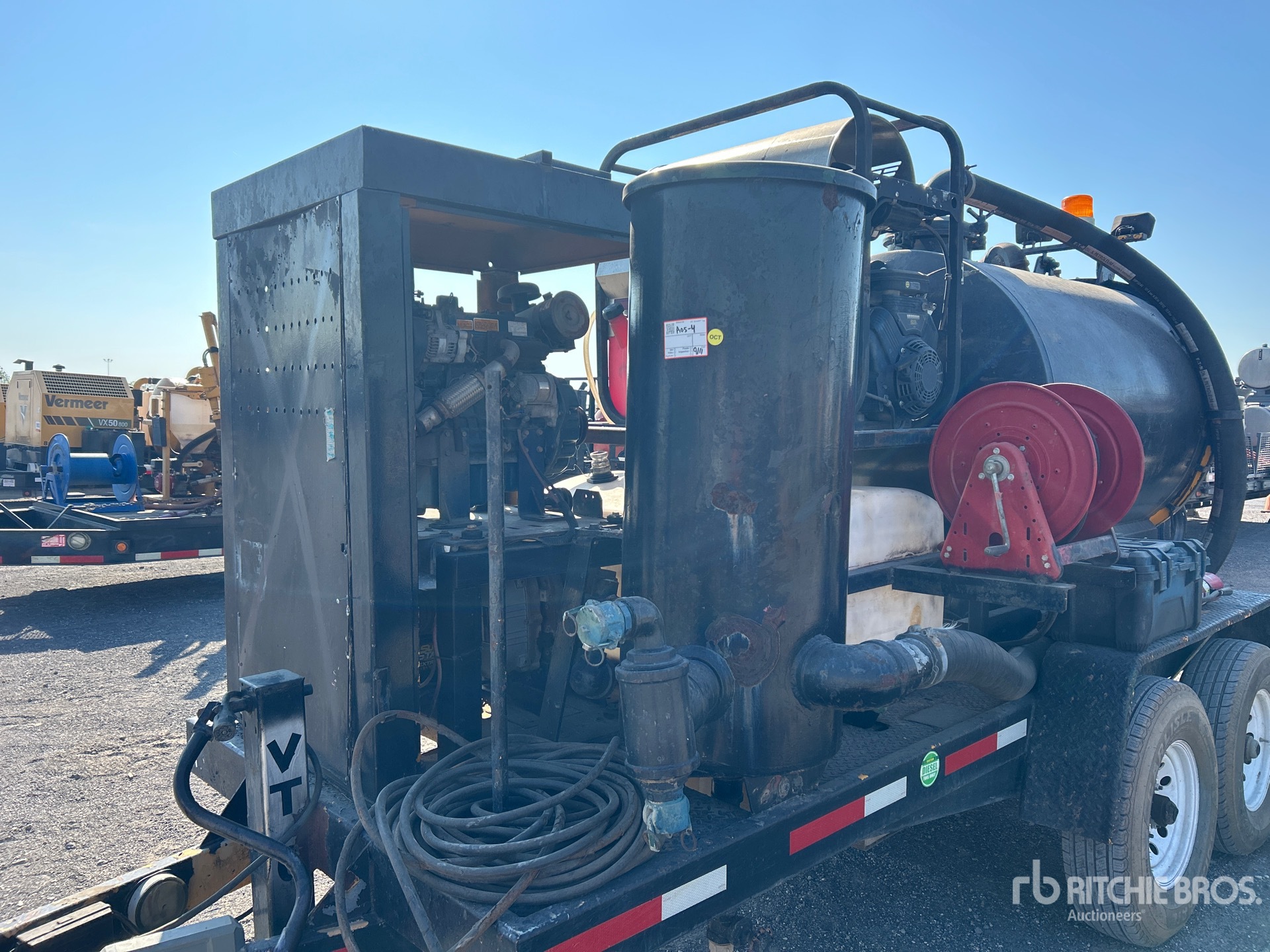 2001 Vermeer VAC-TRON