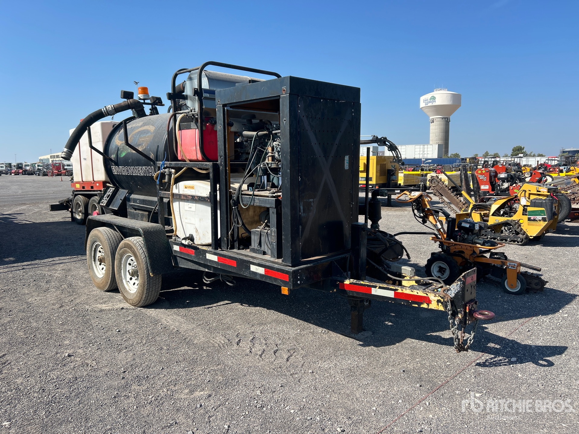 2001 Vermeer VAC-TRON