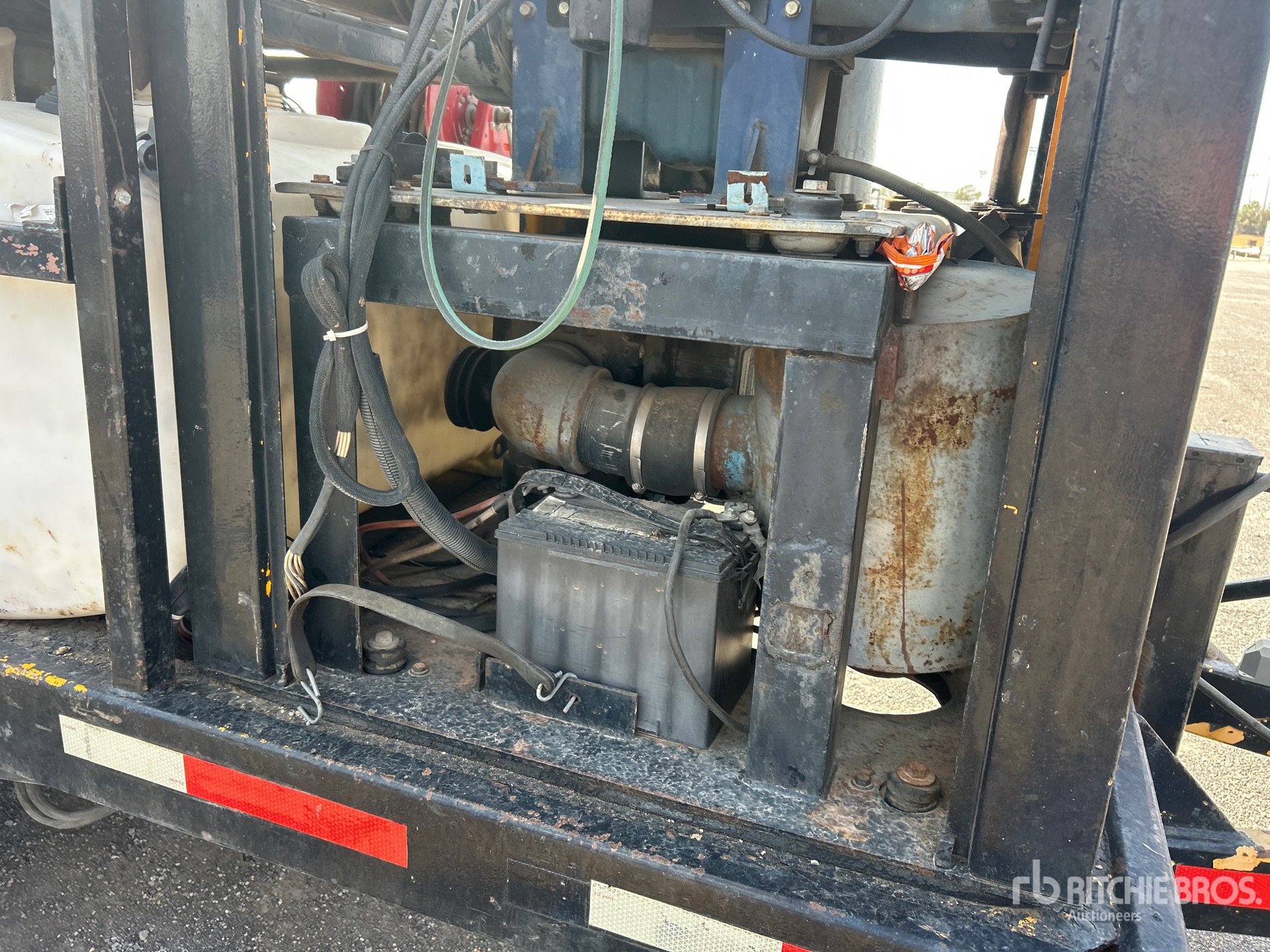 2001 Vermeer VAC-TRON