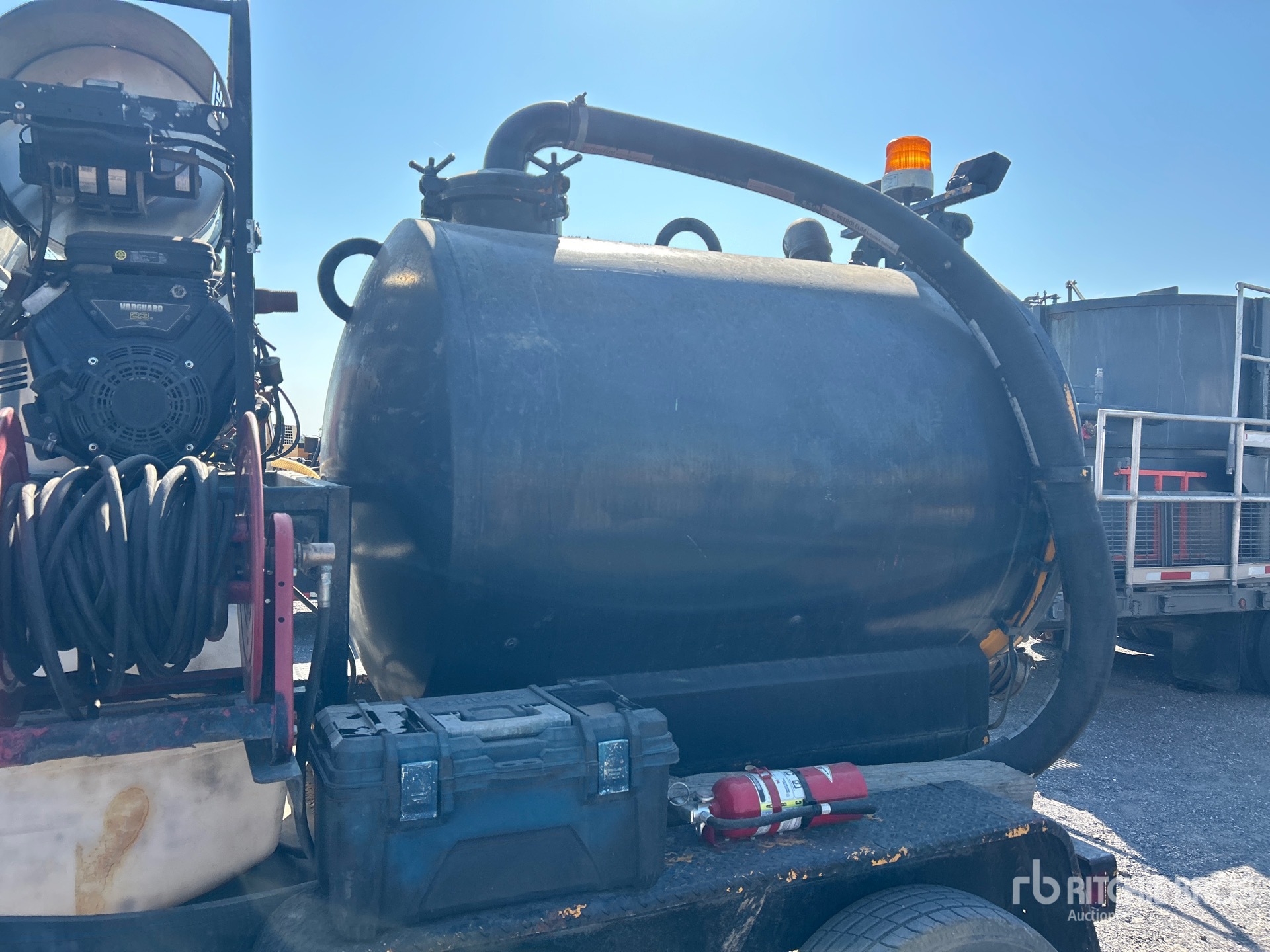 2001 Vermeer VAC-TRON
