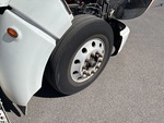 4 Underbody - Truck with Right Steer Tire