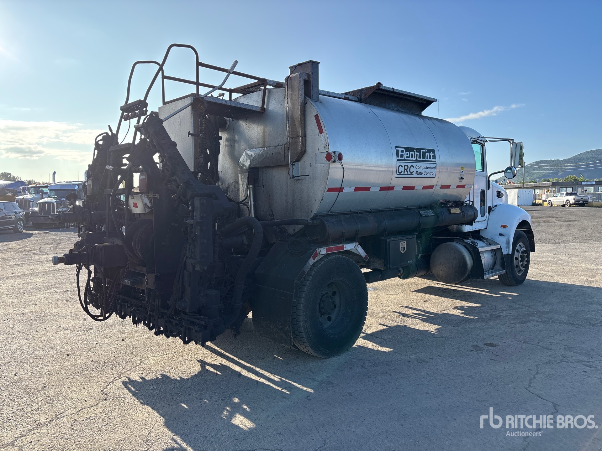 2008 Peterbilt 340