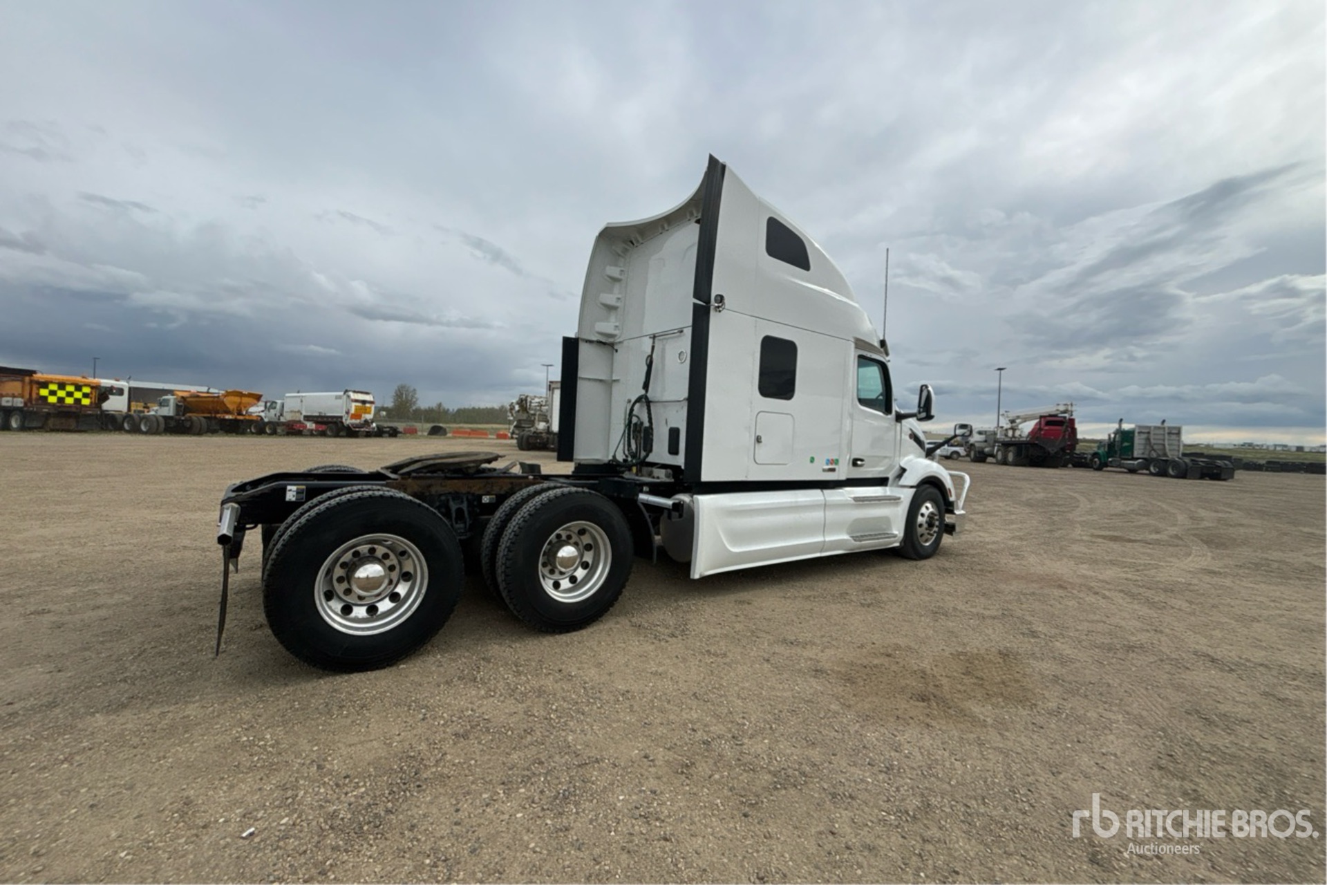 2024 Peterbilt 579