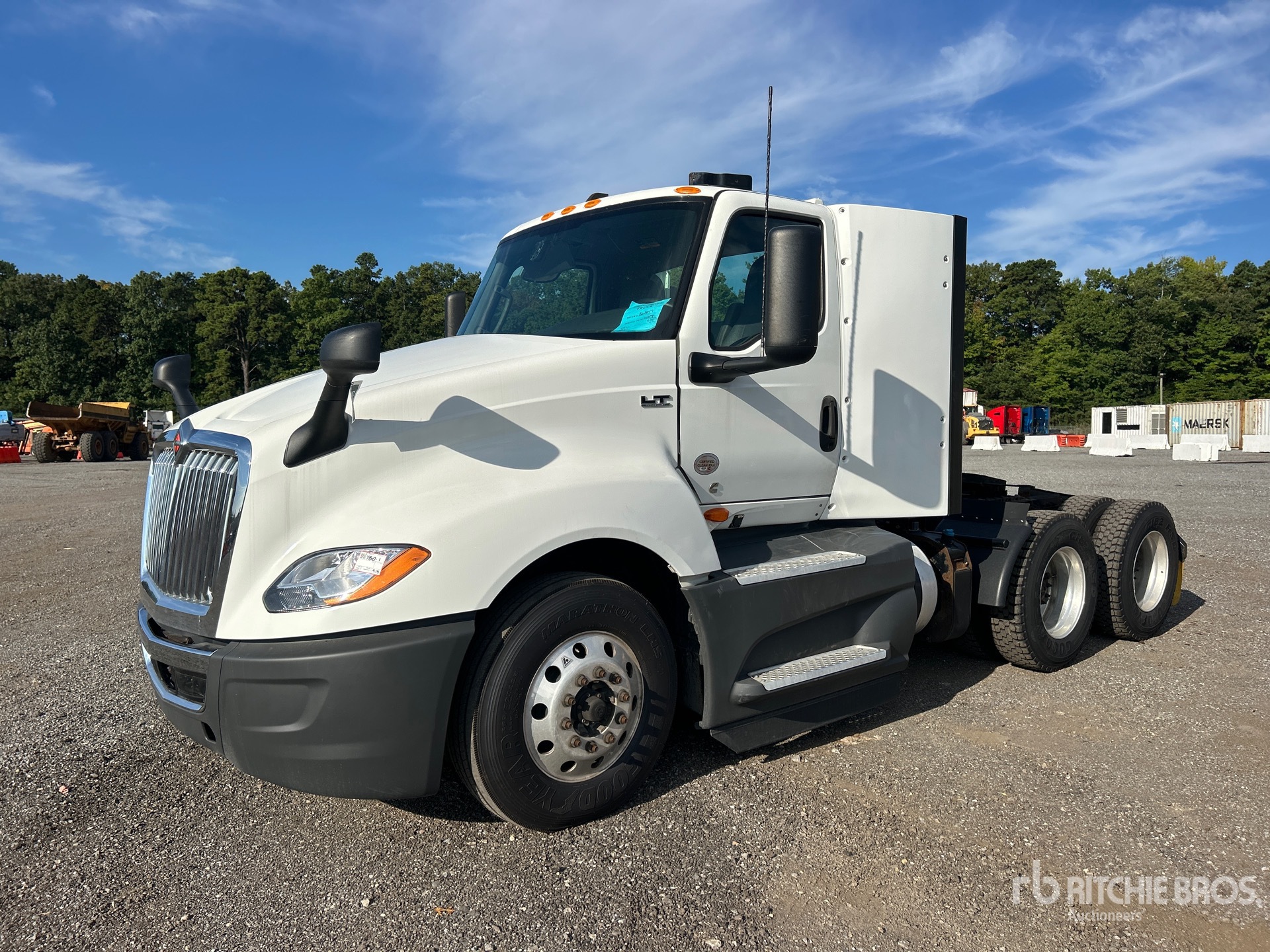 2021 International LT625