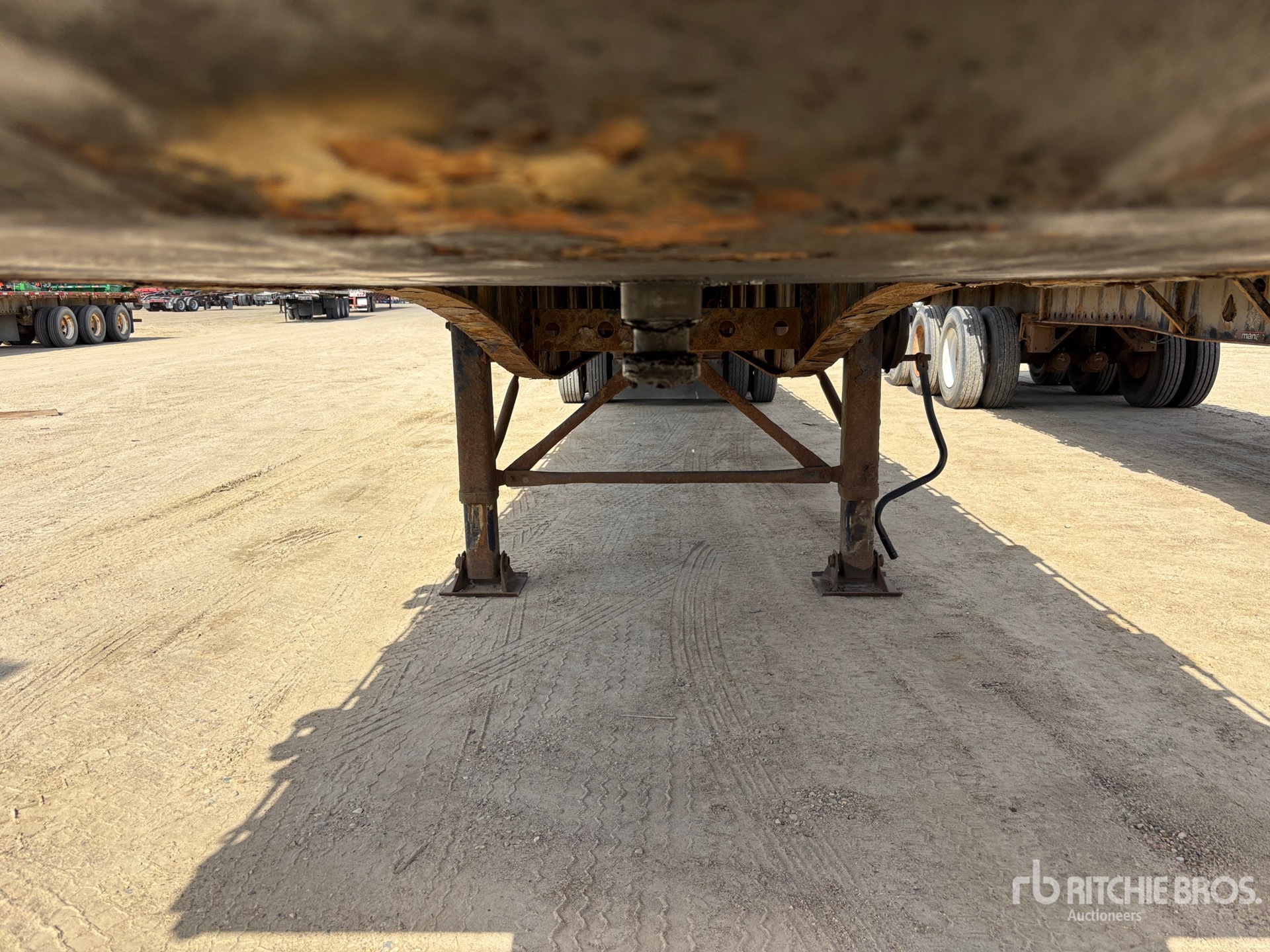 2006 Load King  53 FT TRI/A