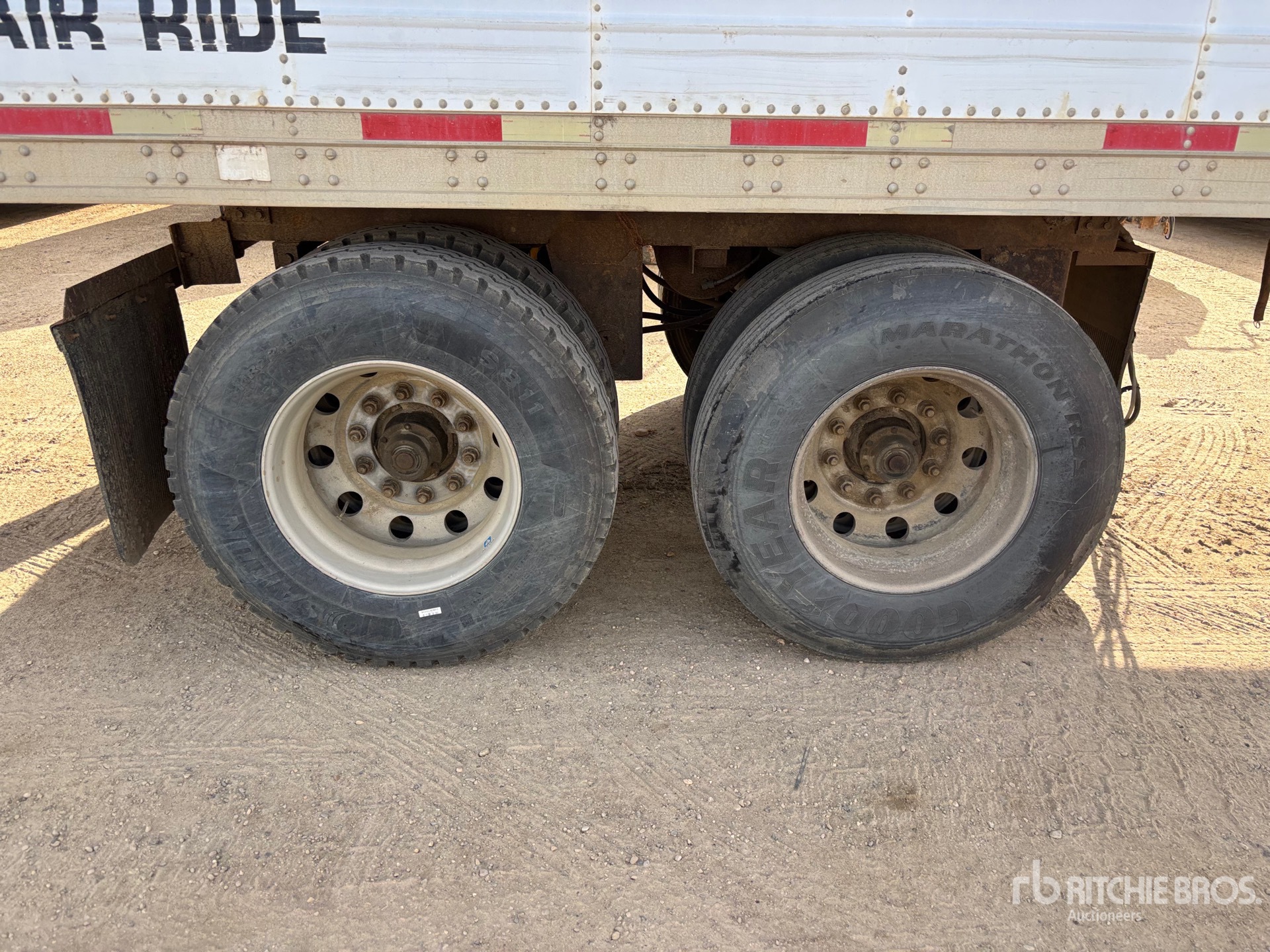 1998 Great Dane 53 FT X 102 IN T/A