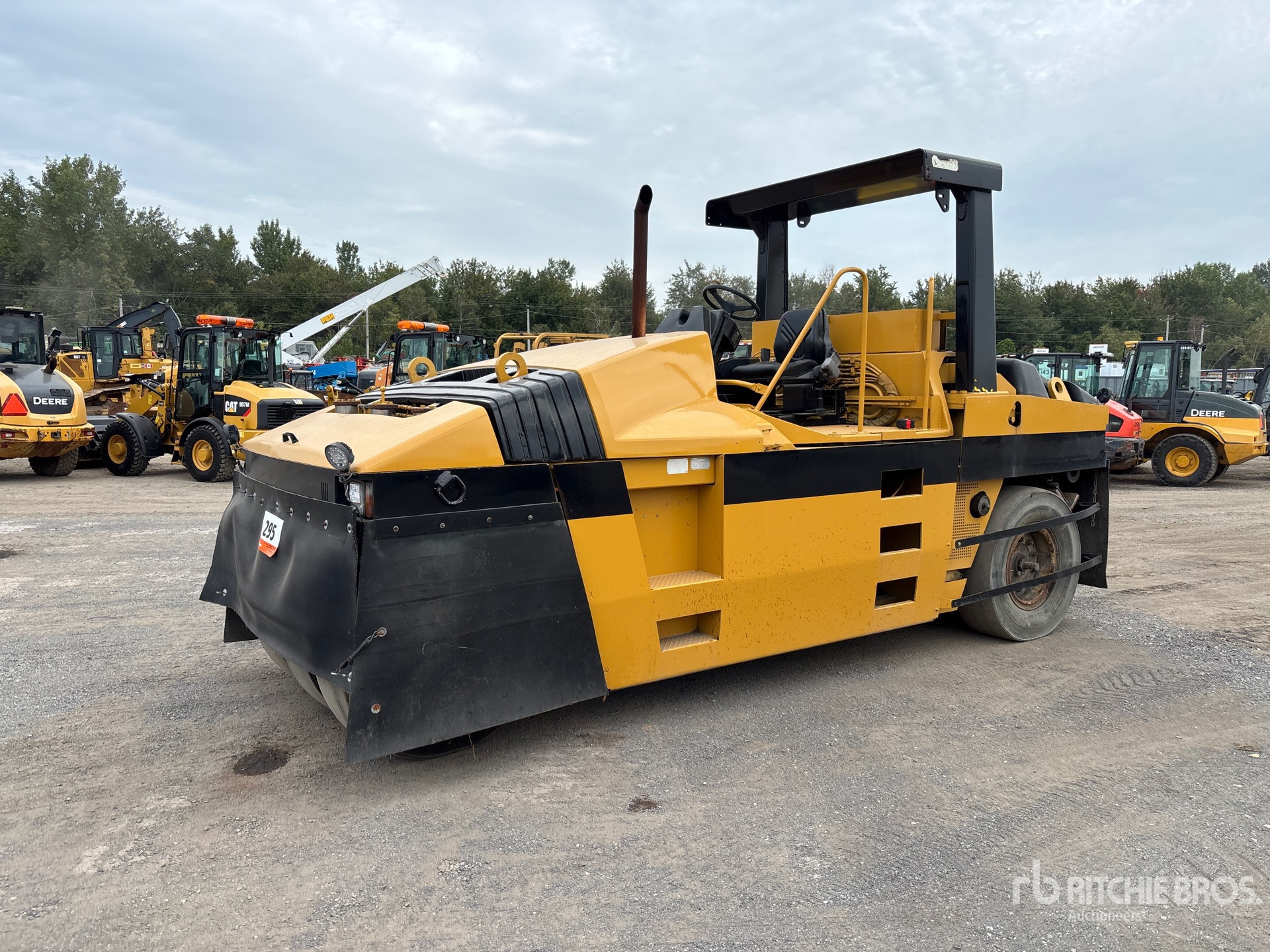 Photo of 1997 Caterpillar PS-300B