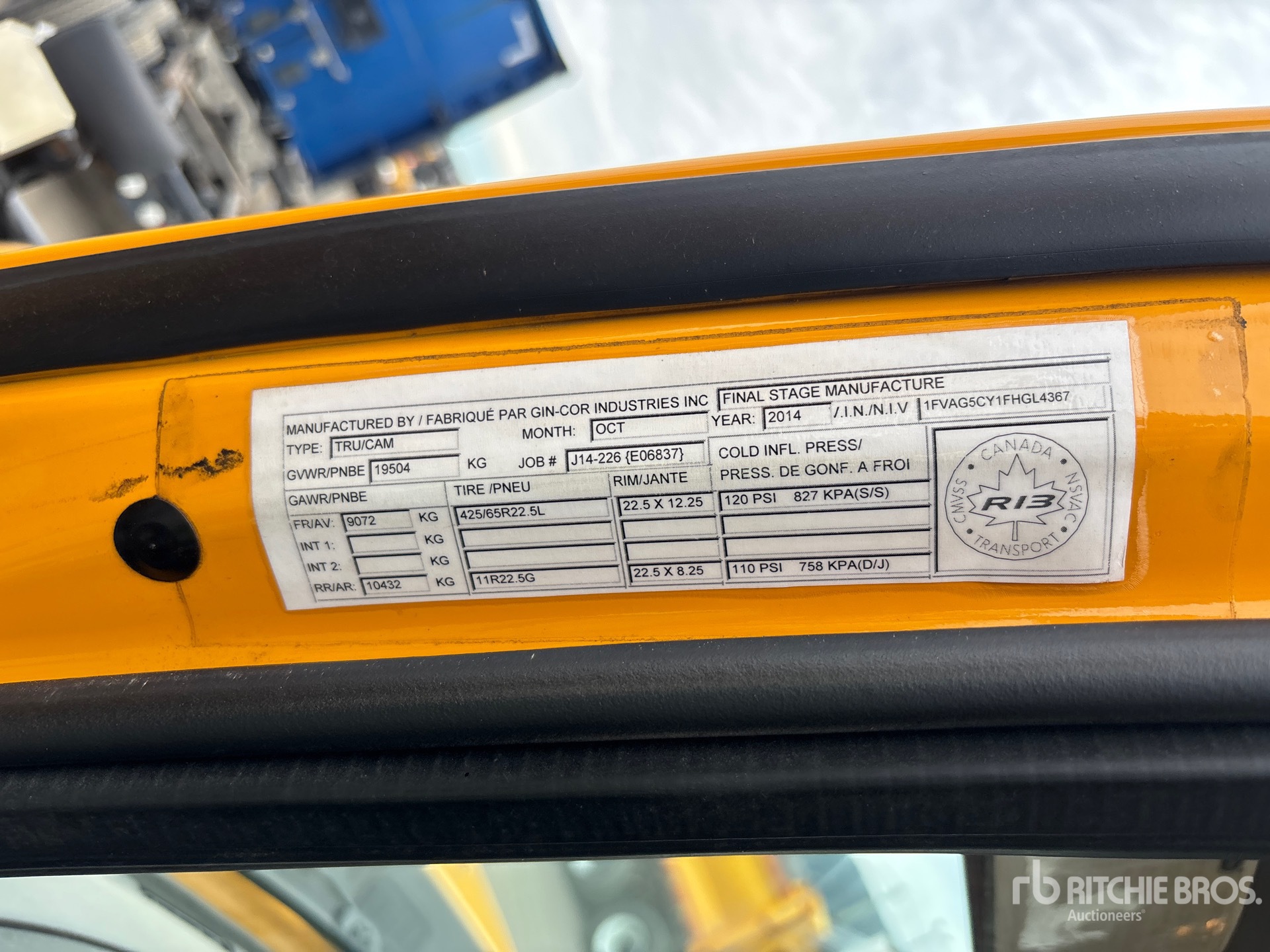 2015 Freightliner 108SD