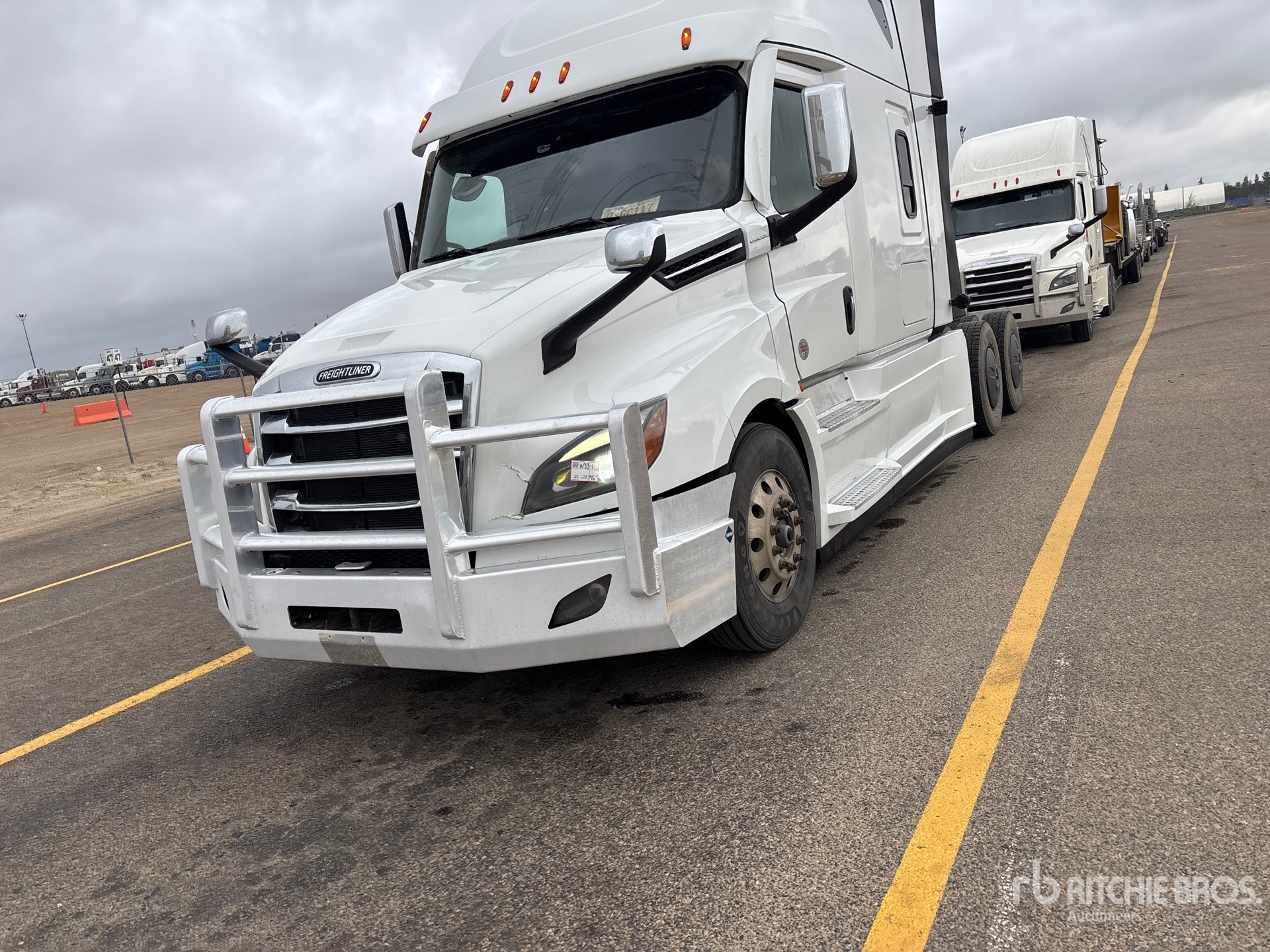 2024 Freightliner CASCADIA 126