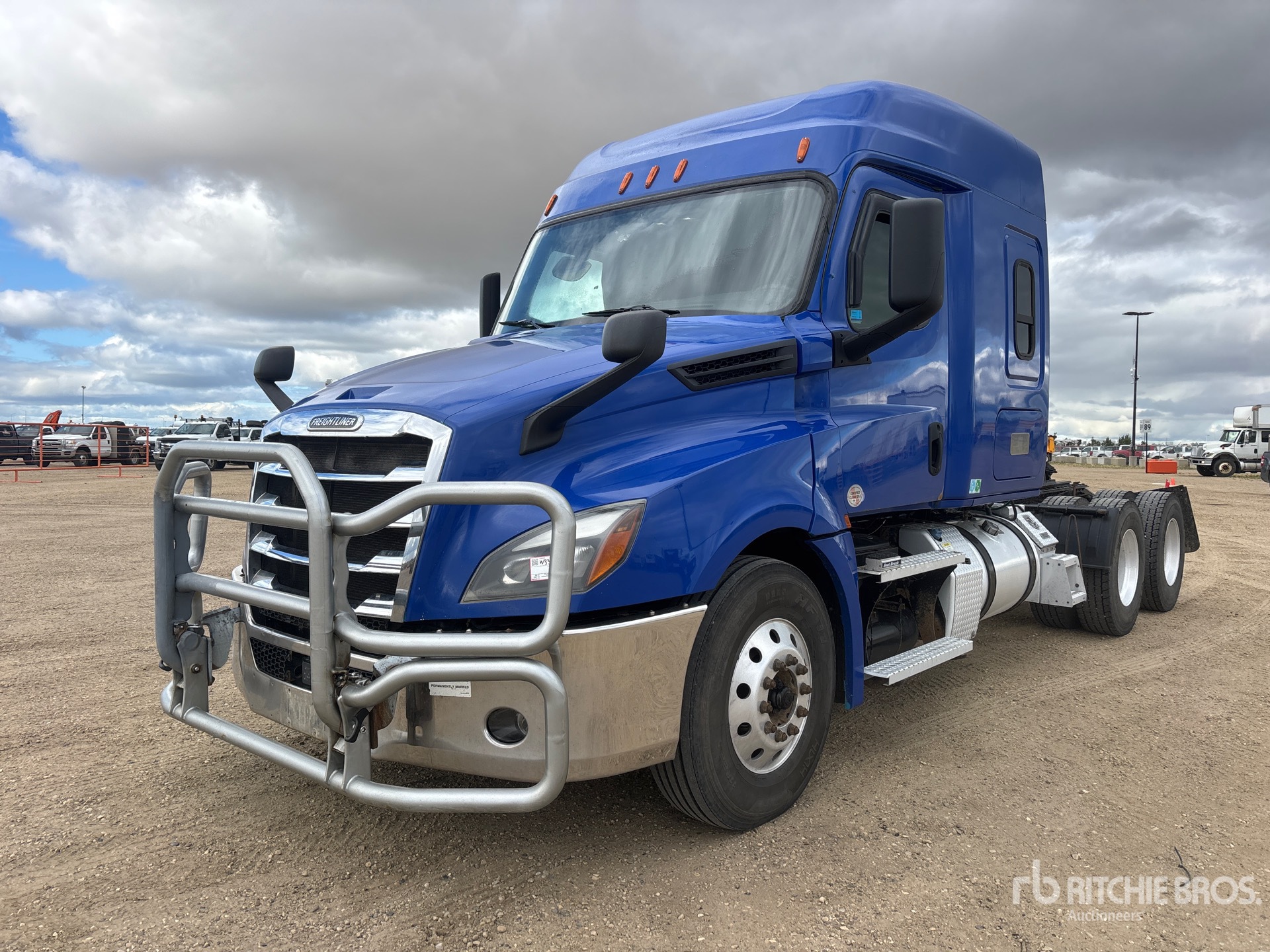 2020 Freightliner CASCADIA 126