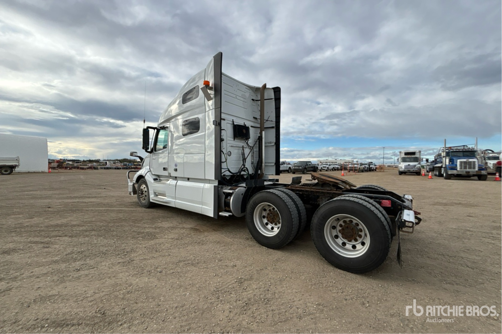 2021 Volvo VNL