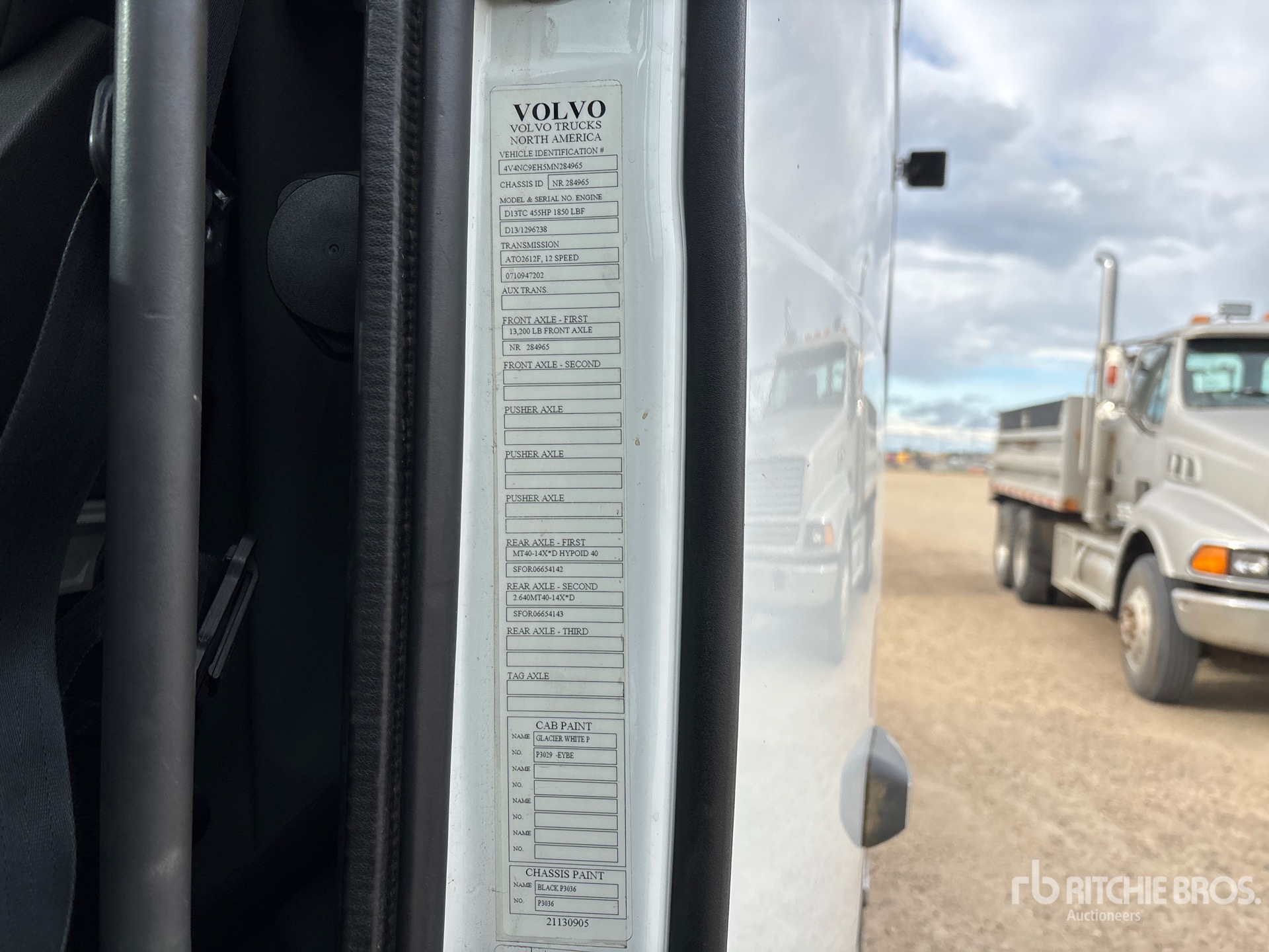 2021 Volvo VNL