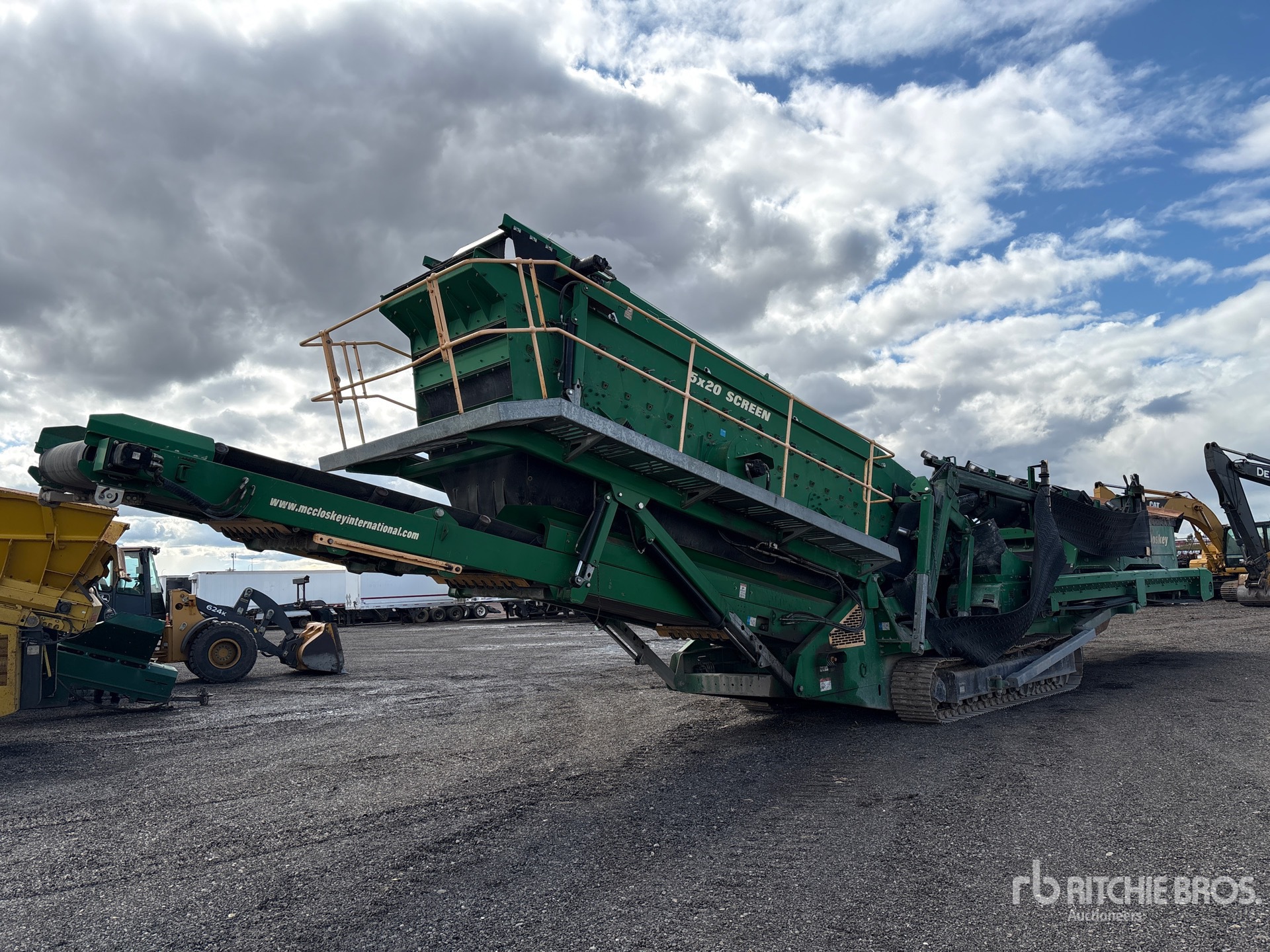 2015 Mccloskey S1903DT