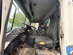 Cab with Seats/armrests