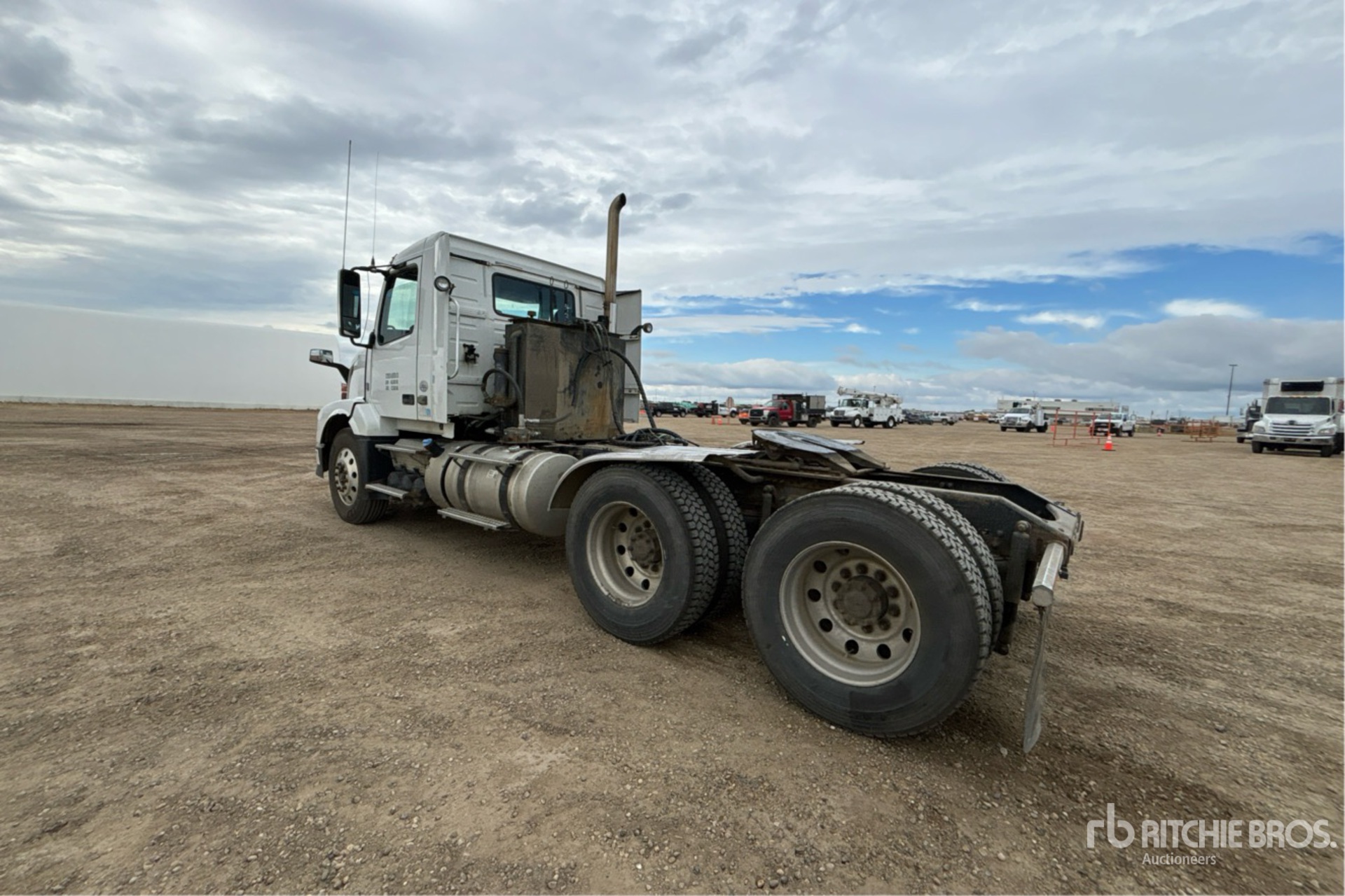 2013 Volvo VNL