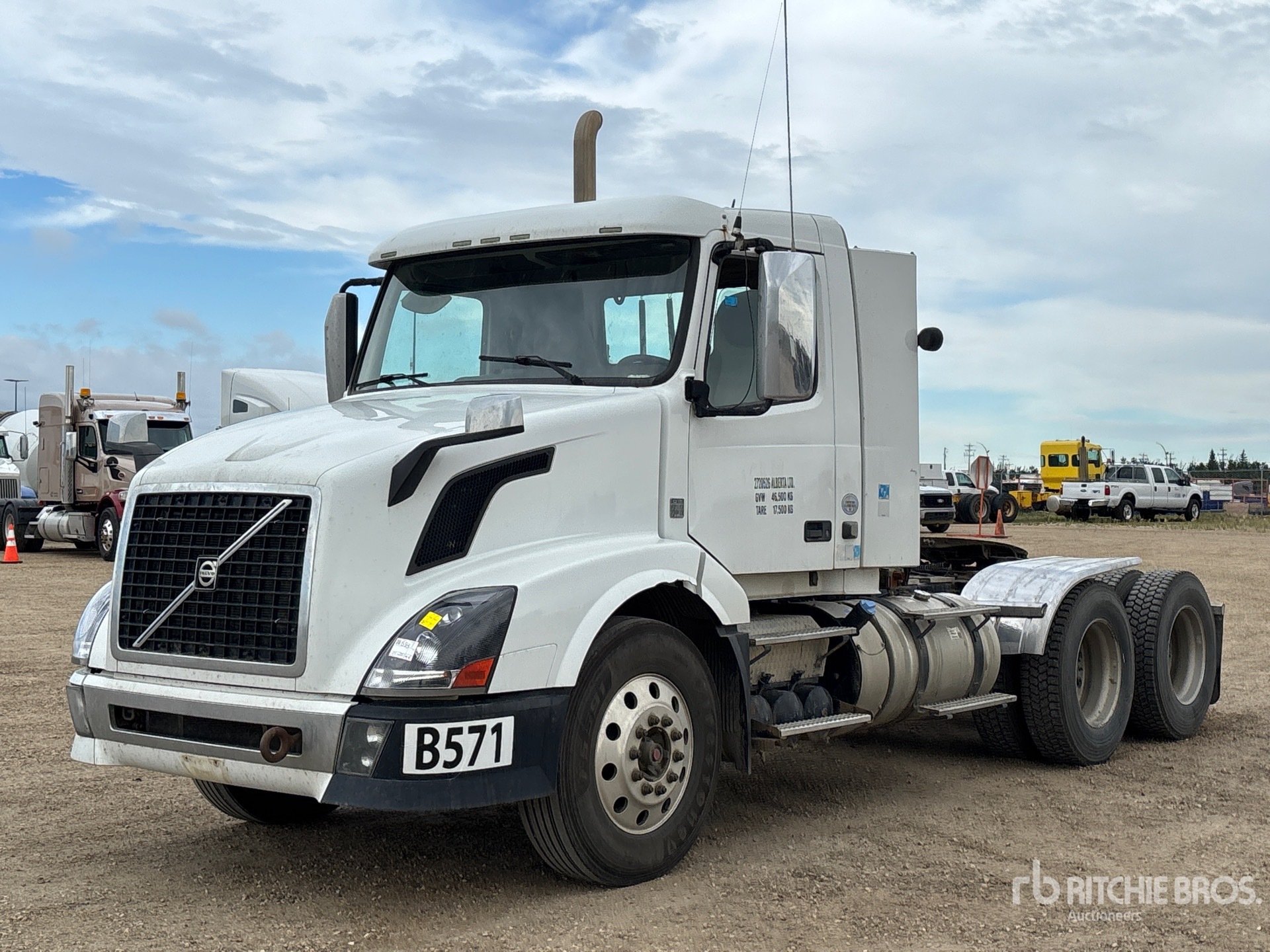 Photo of 2013 Volvo VNL