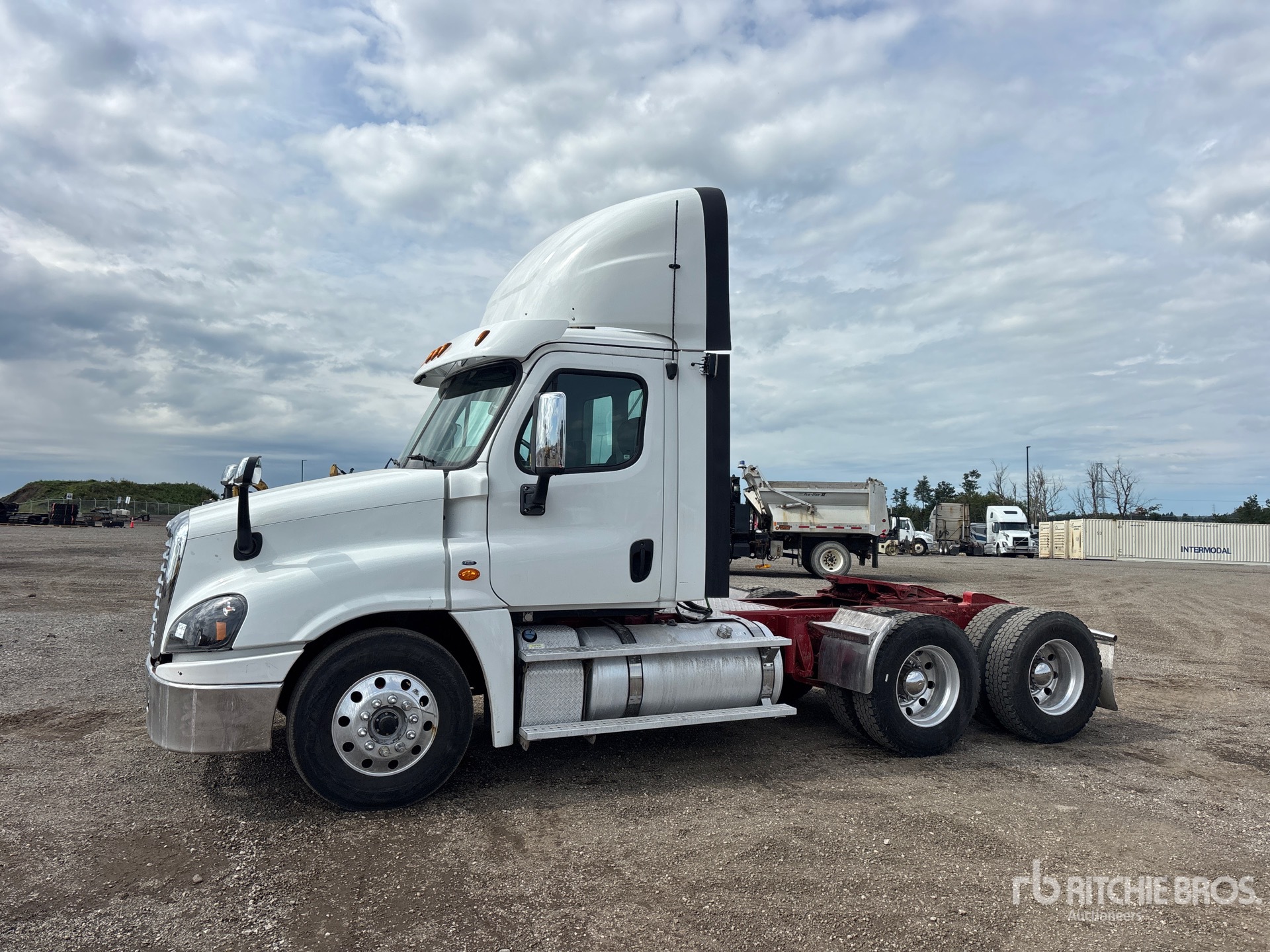 Photo of 2018 Freightliner CASCADIA 125