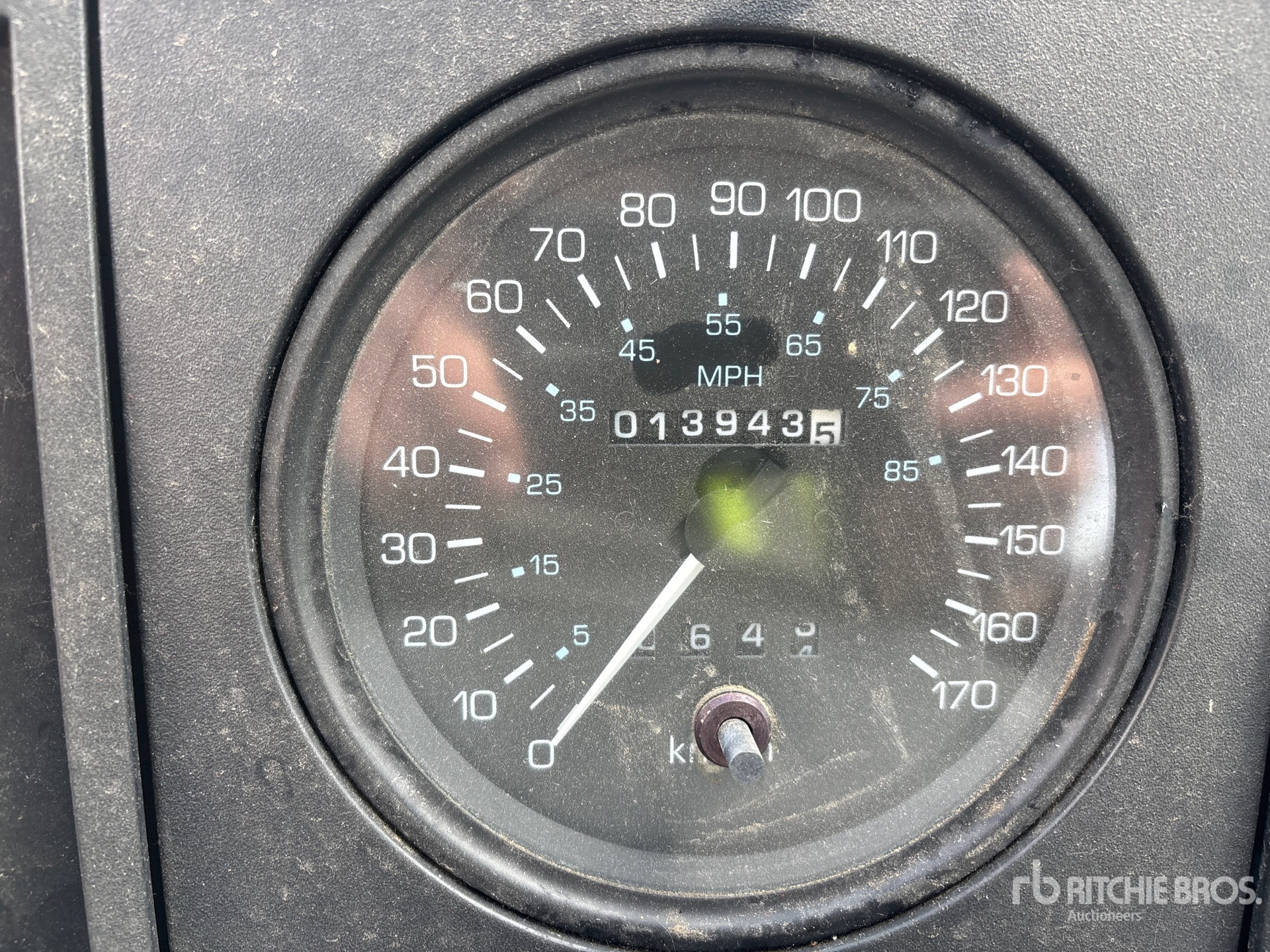 2005 Sterling 4X2