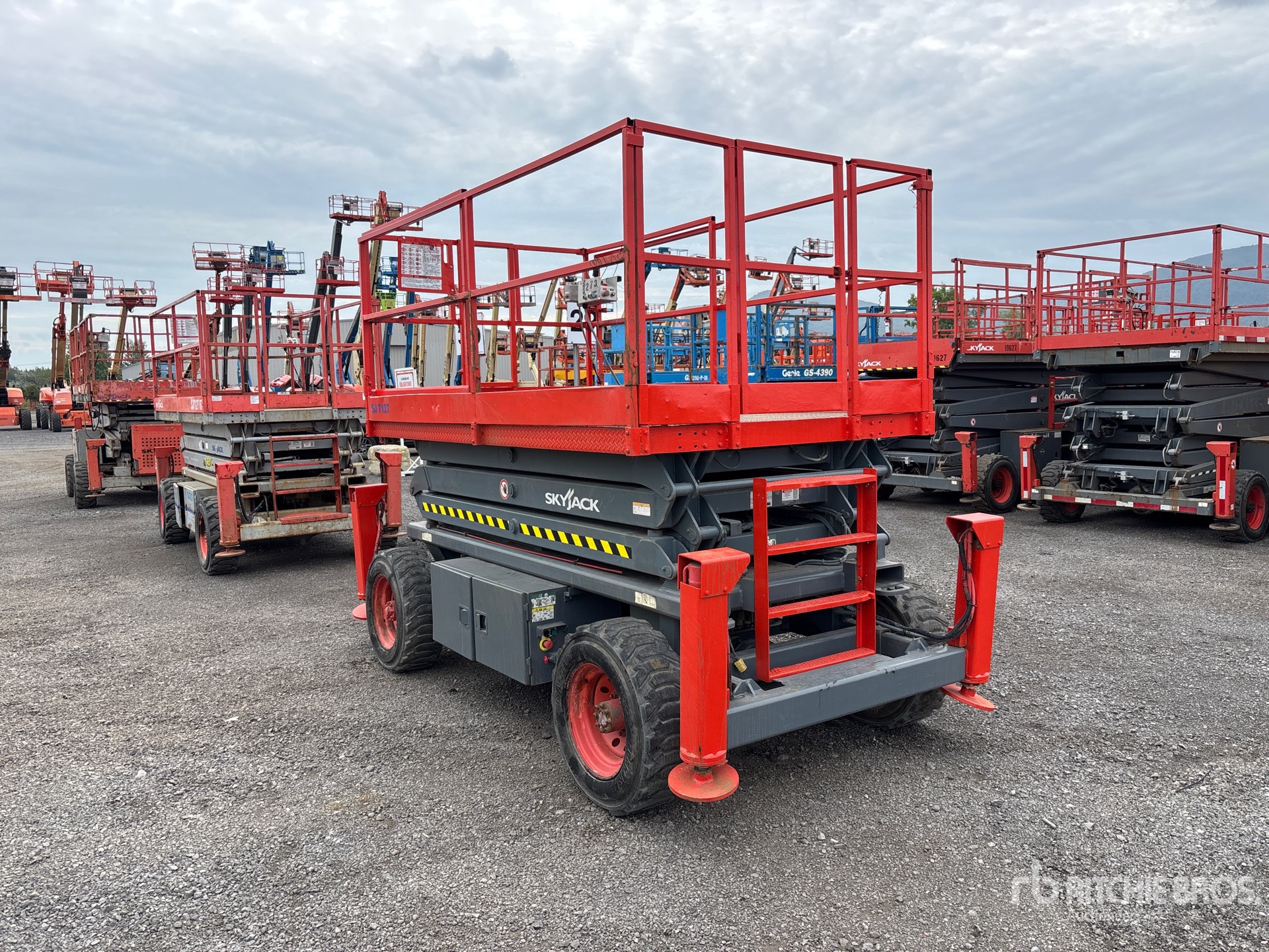 2011 Skyjack SJ7127 RT
