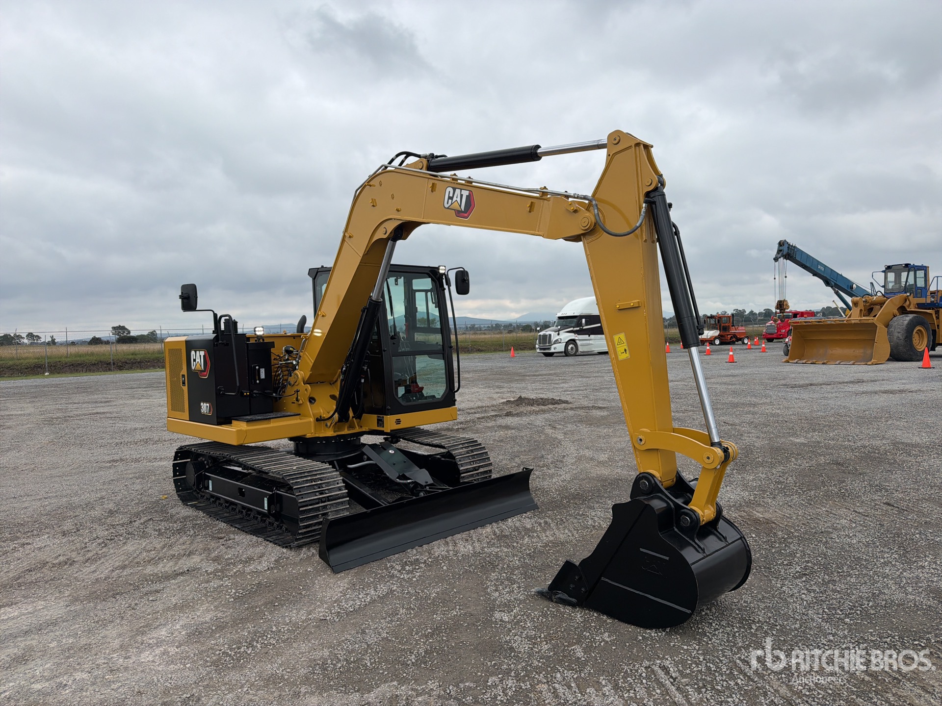 2026 Caterpillar 307