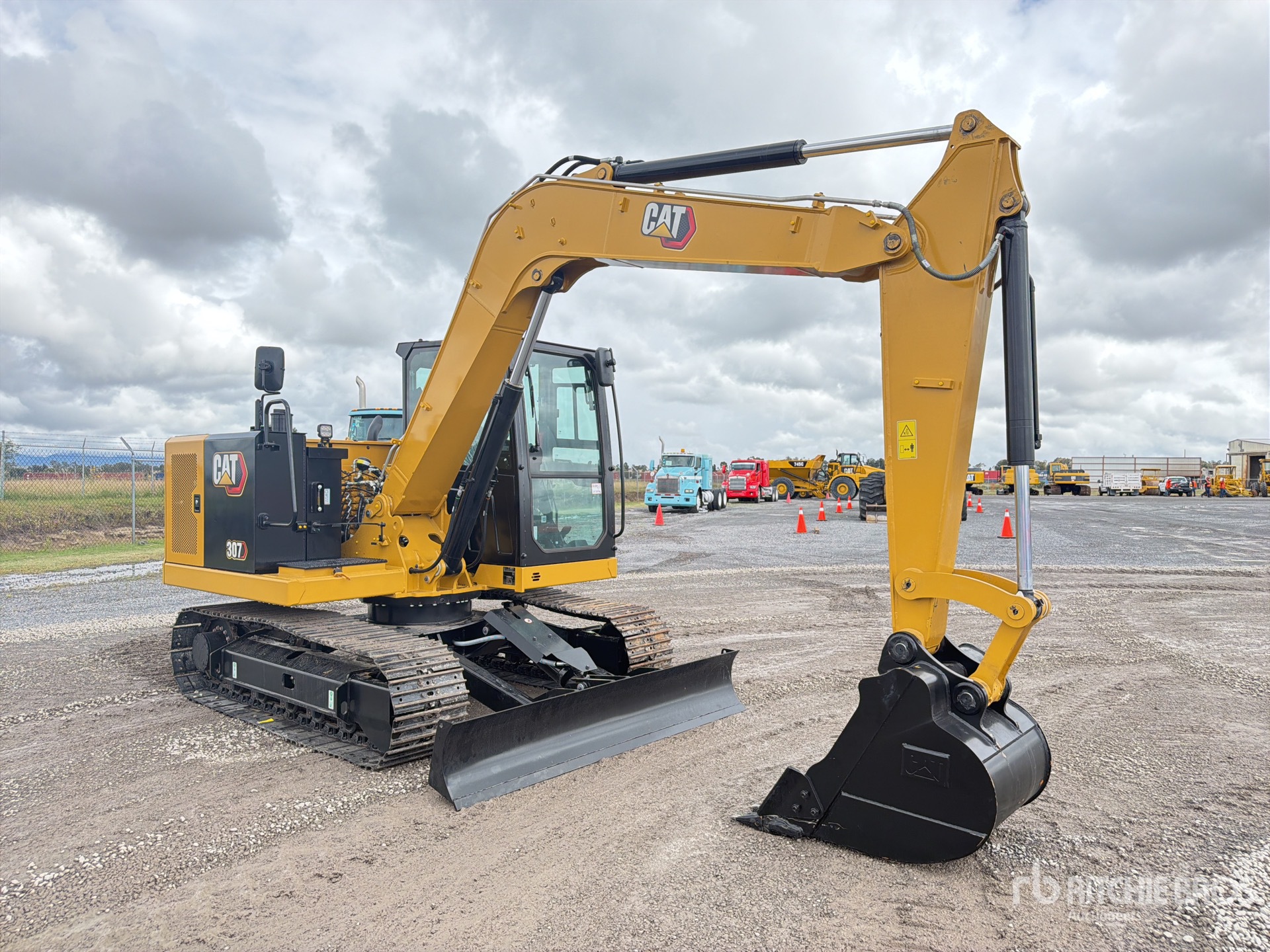 2026 Caterpillar 307