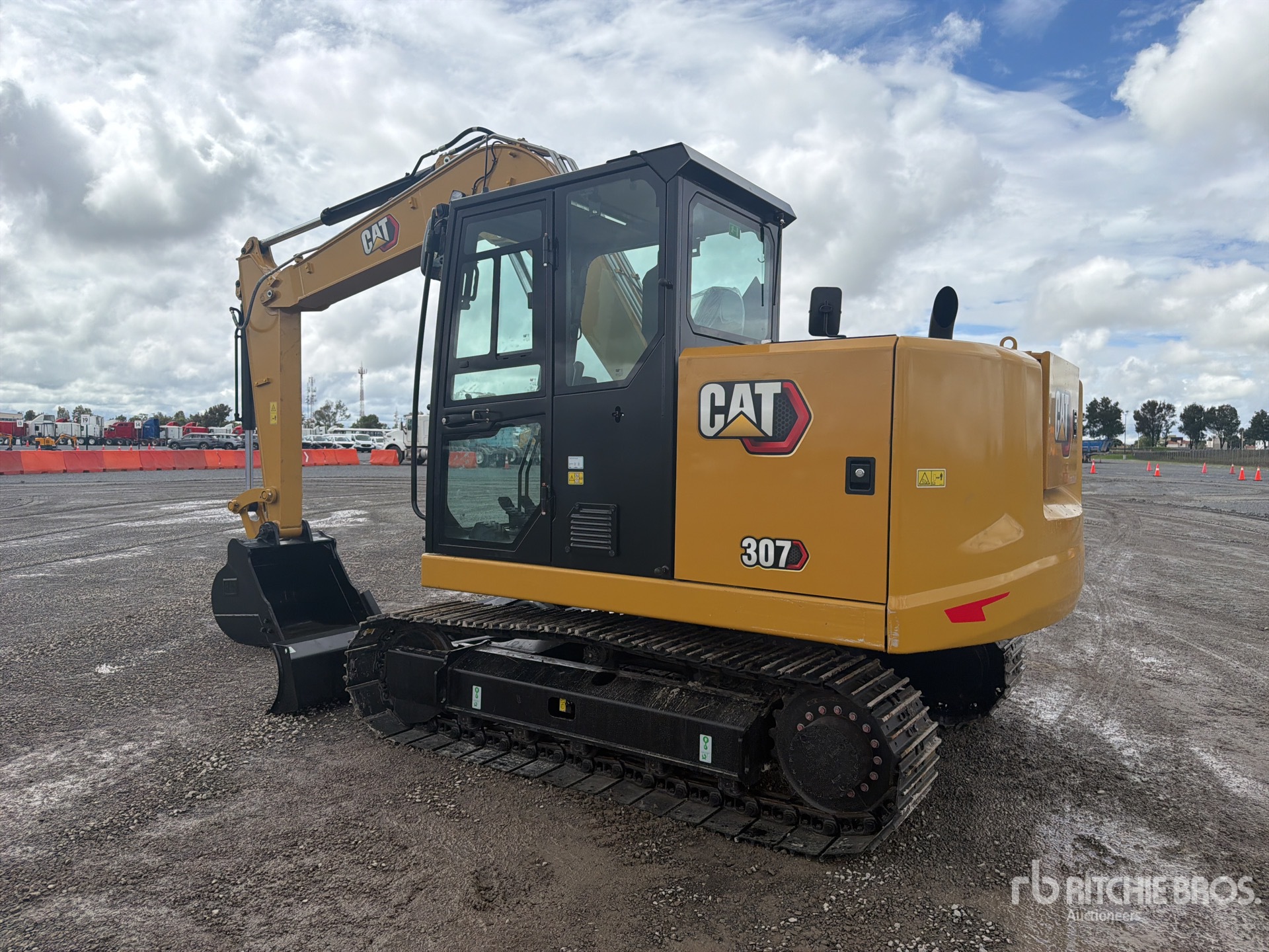 2026 Caterpillar 307