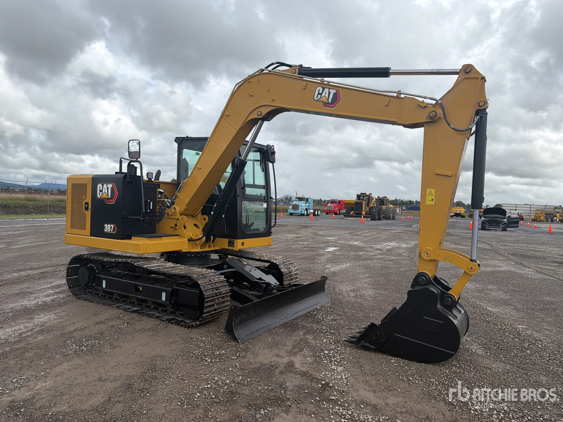 2026 Caterpillar 307