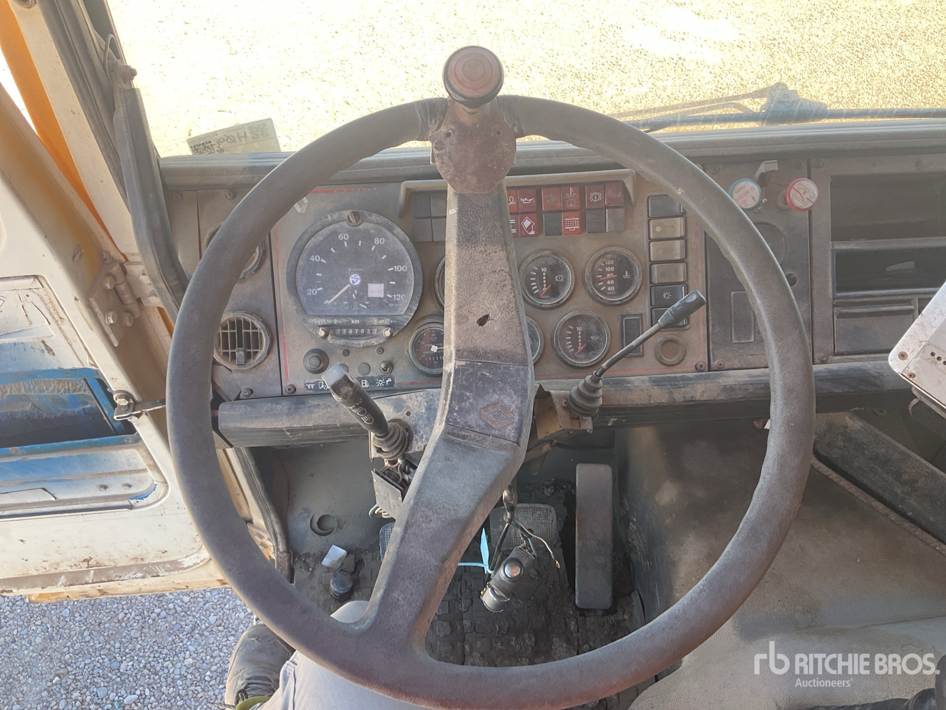 1986 Renault G290