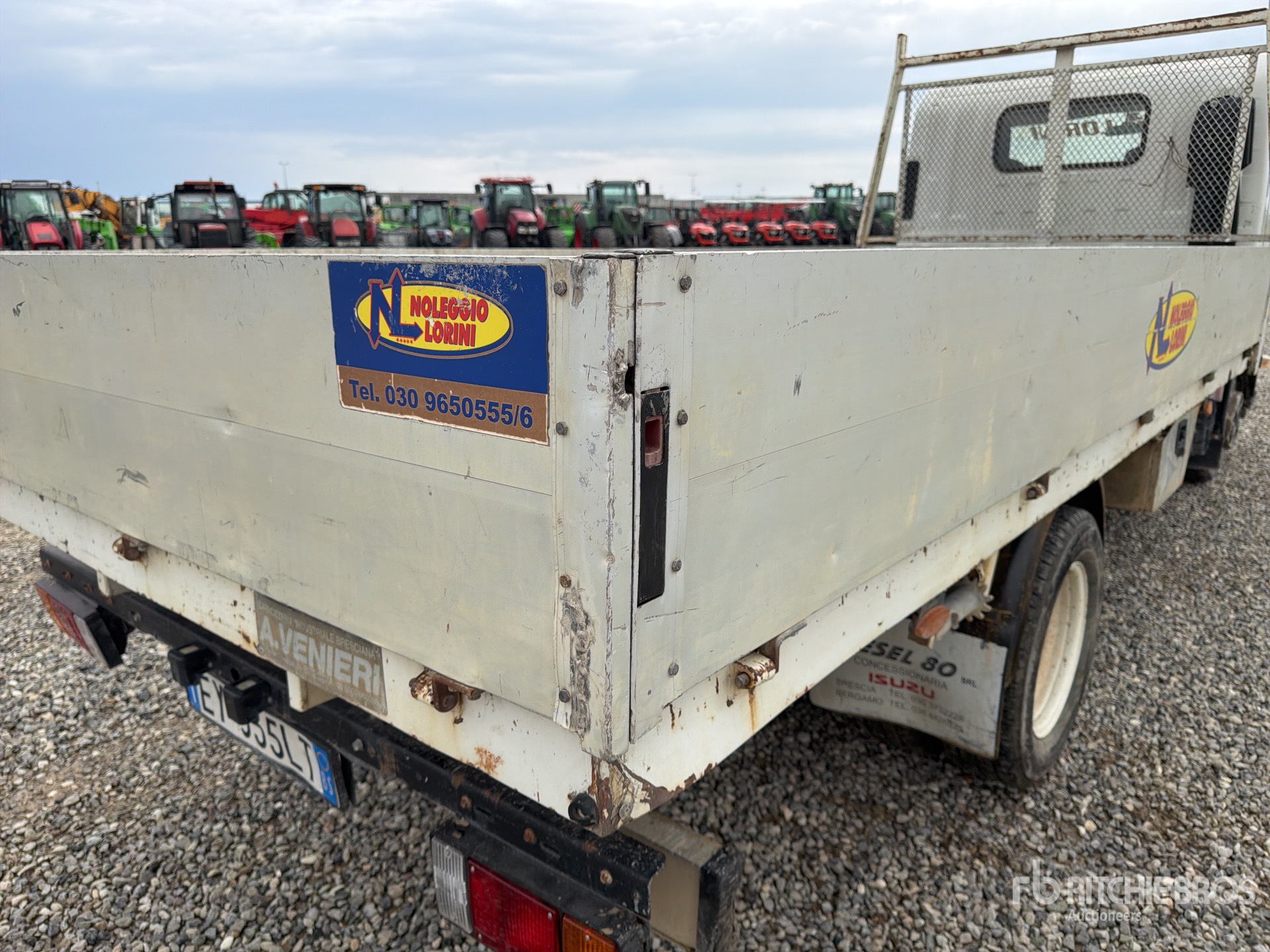 2015 Isuzu N1R85