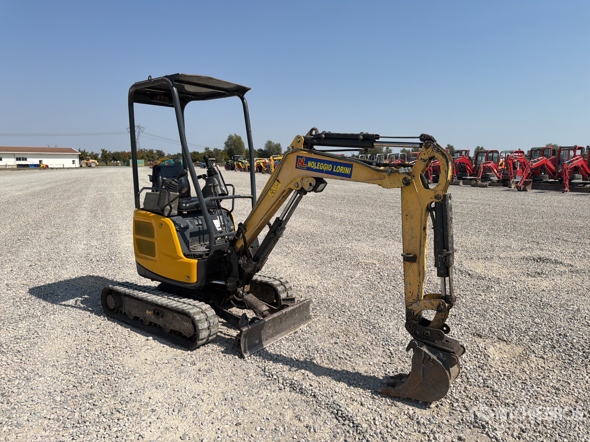 2015 Yanmar VIO17