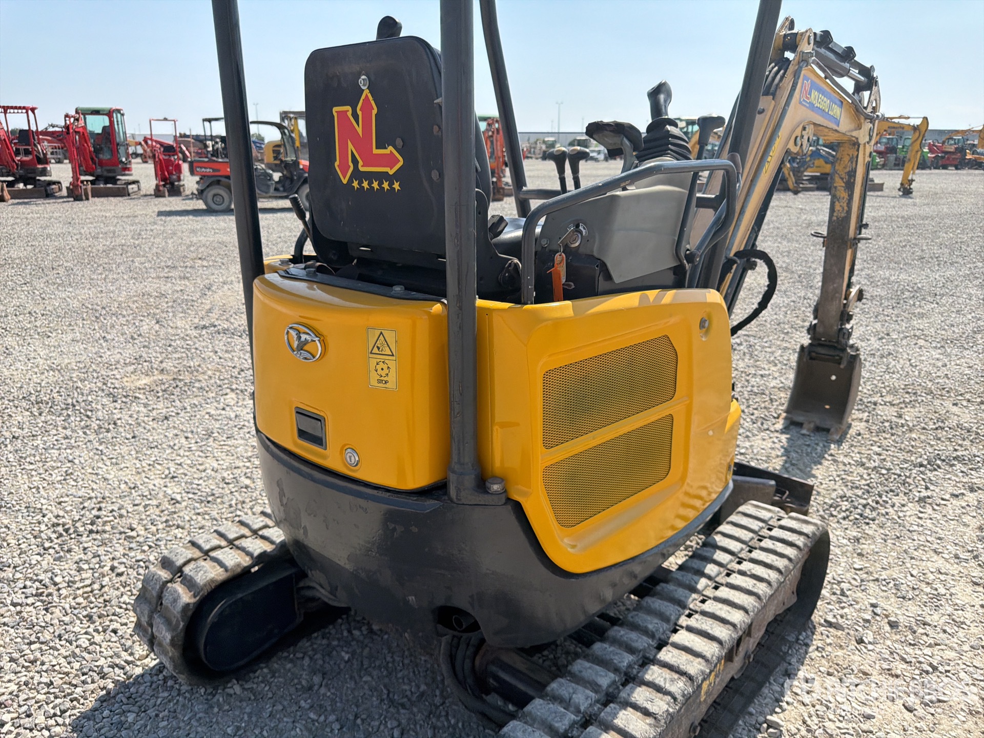 2015 Yanmar VIO17