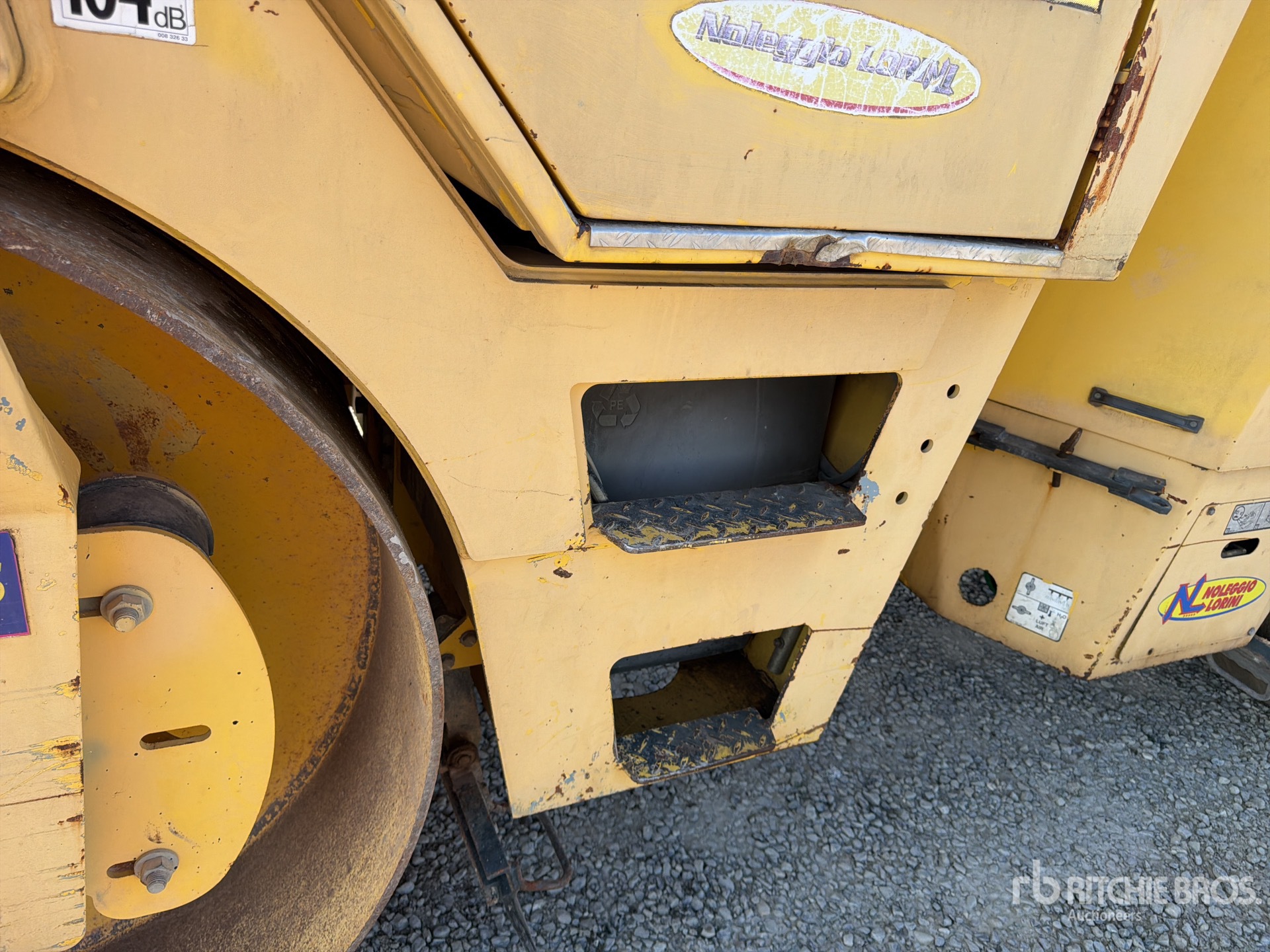 2005 Bomag BW144AD-2