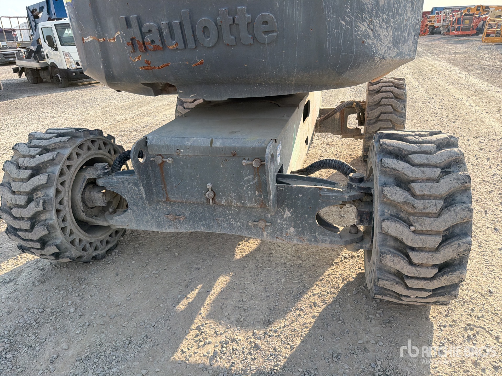 2016 Haulotte HA16RT