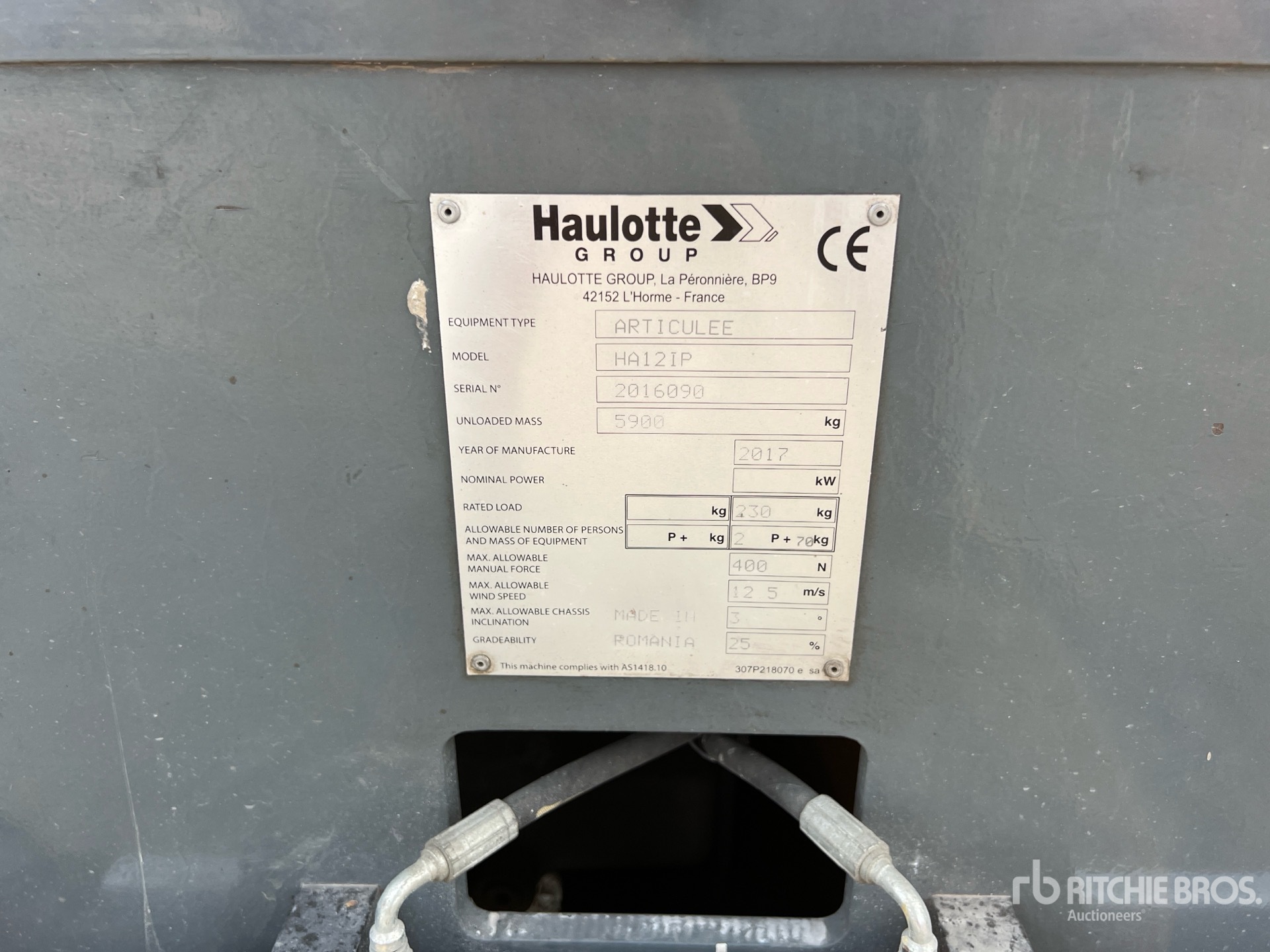 2017 Haulotte HA12IP