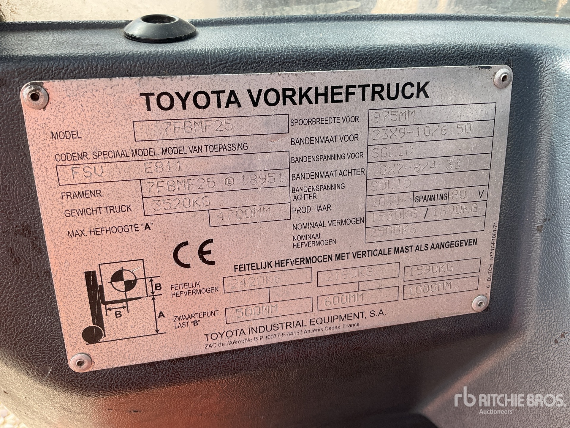 2011 Toyota 7FBMF-25