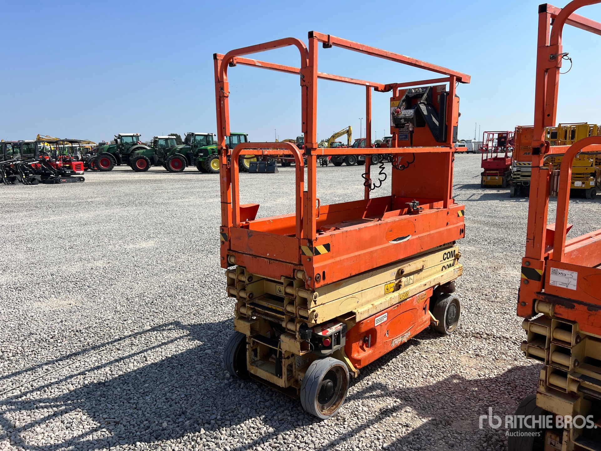 2015 JLG 1930 ES